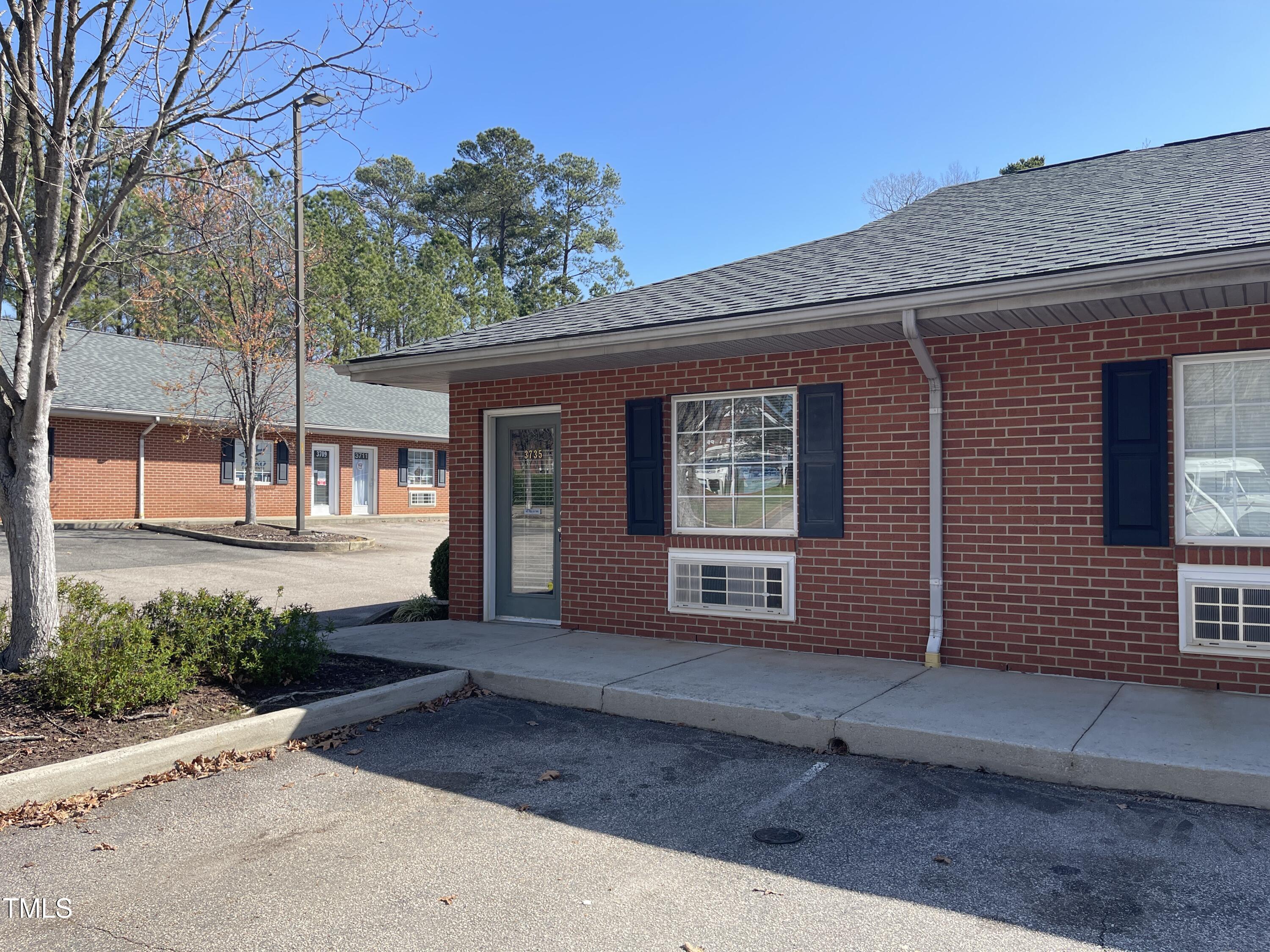 3735 Junction Boulevard Property Photo 2