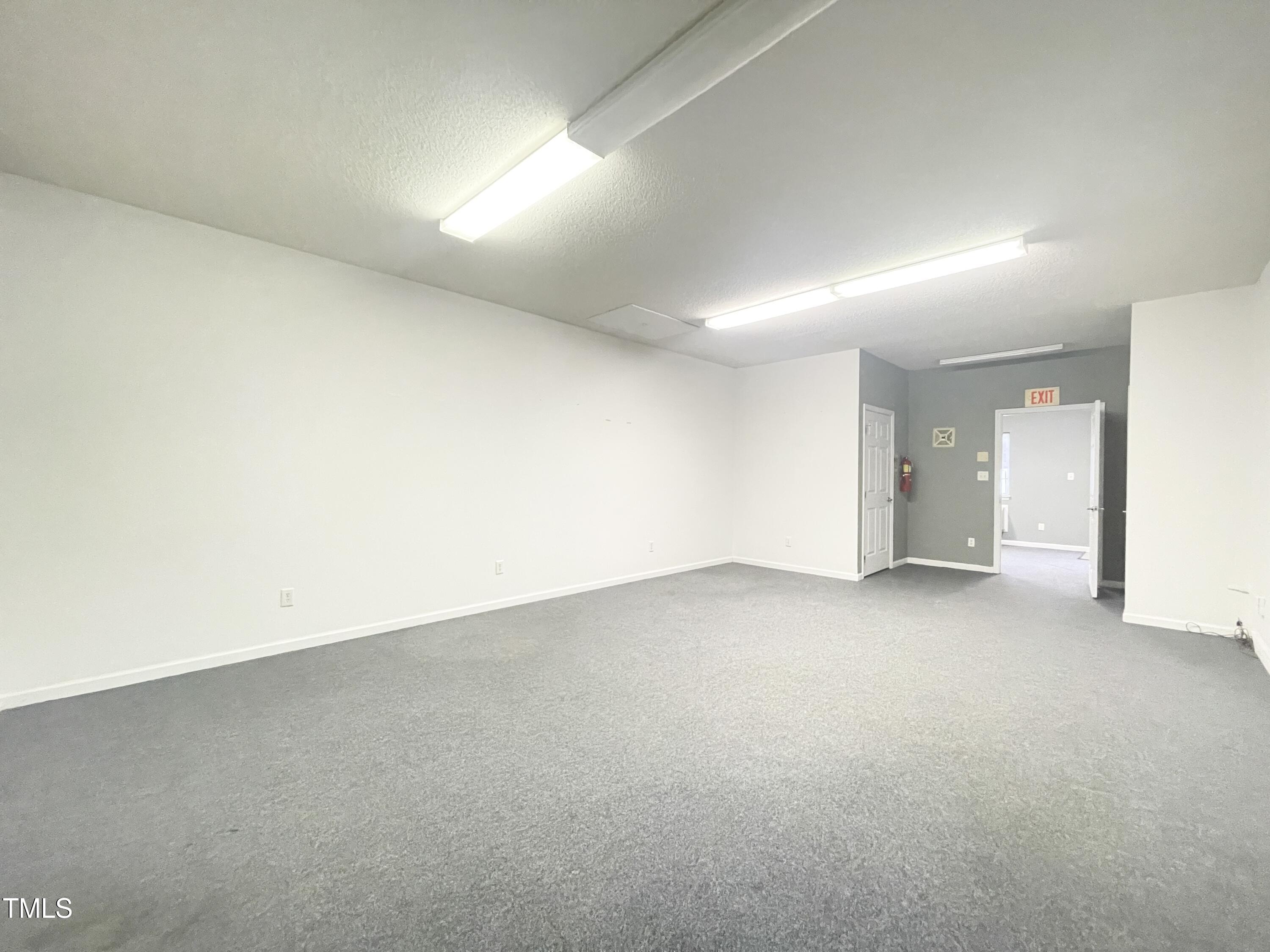 3735 Junction Boulevard Property Photo 6