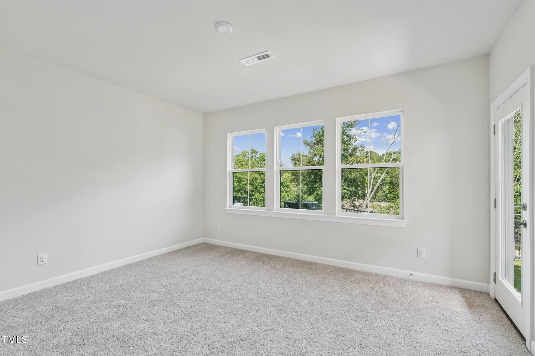 4706 Cypress Tree Lane Property Photo 9