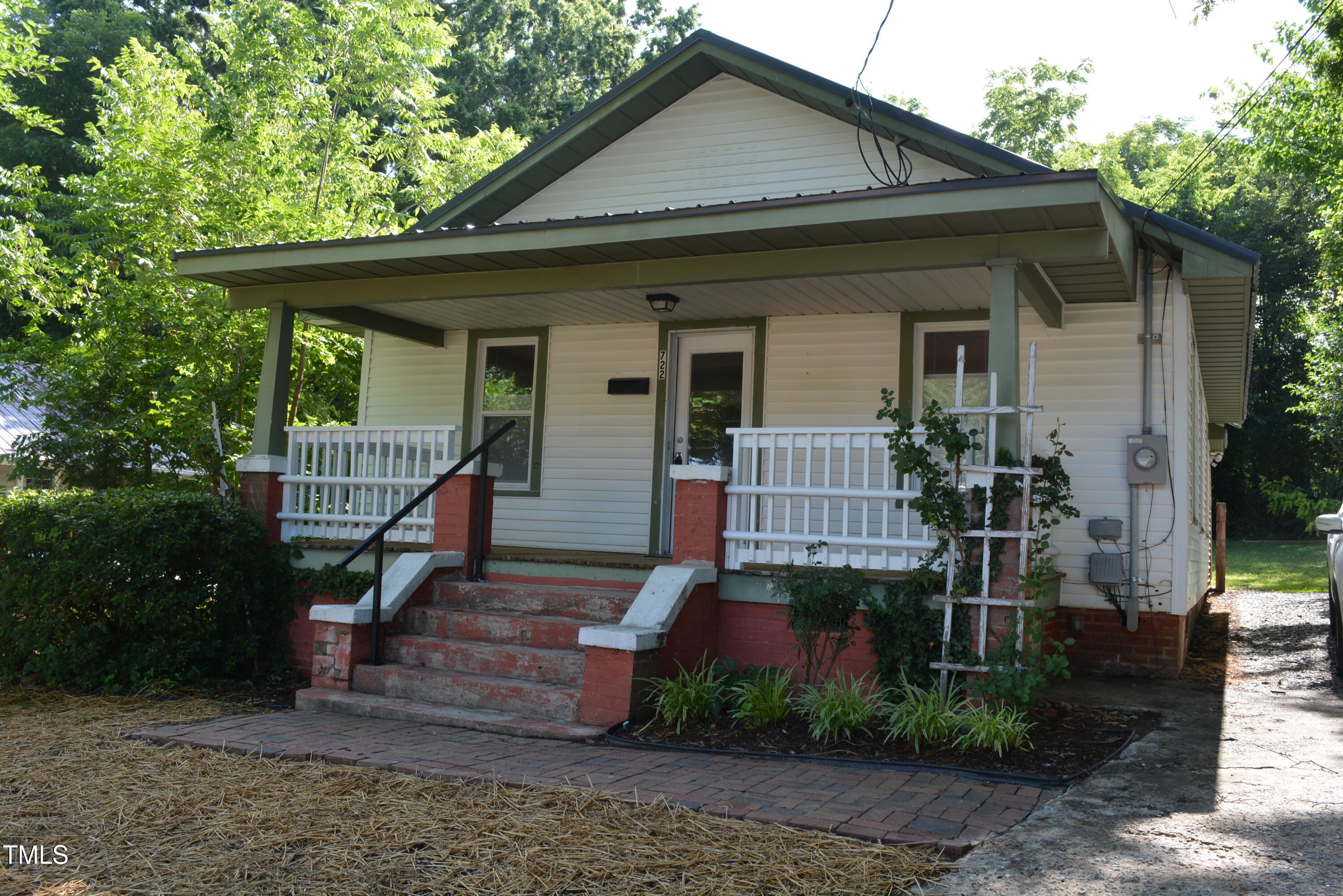 722 N Third Avenue Property Photo