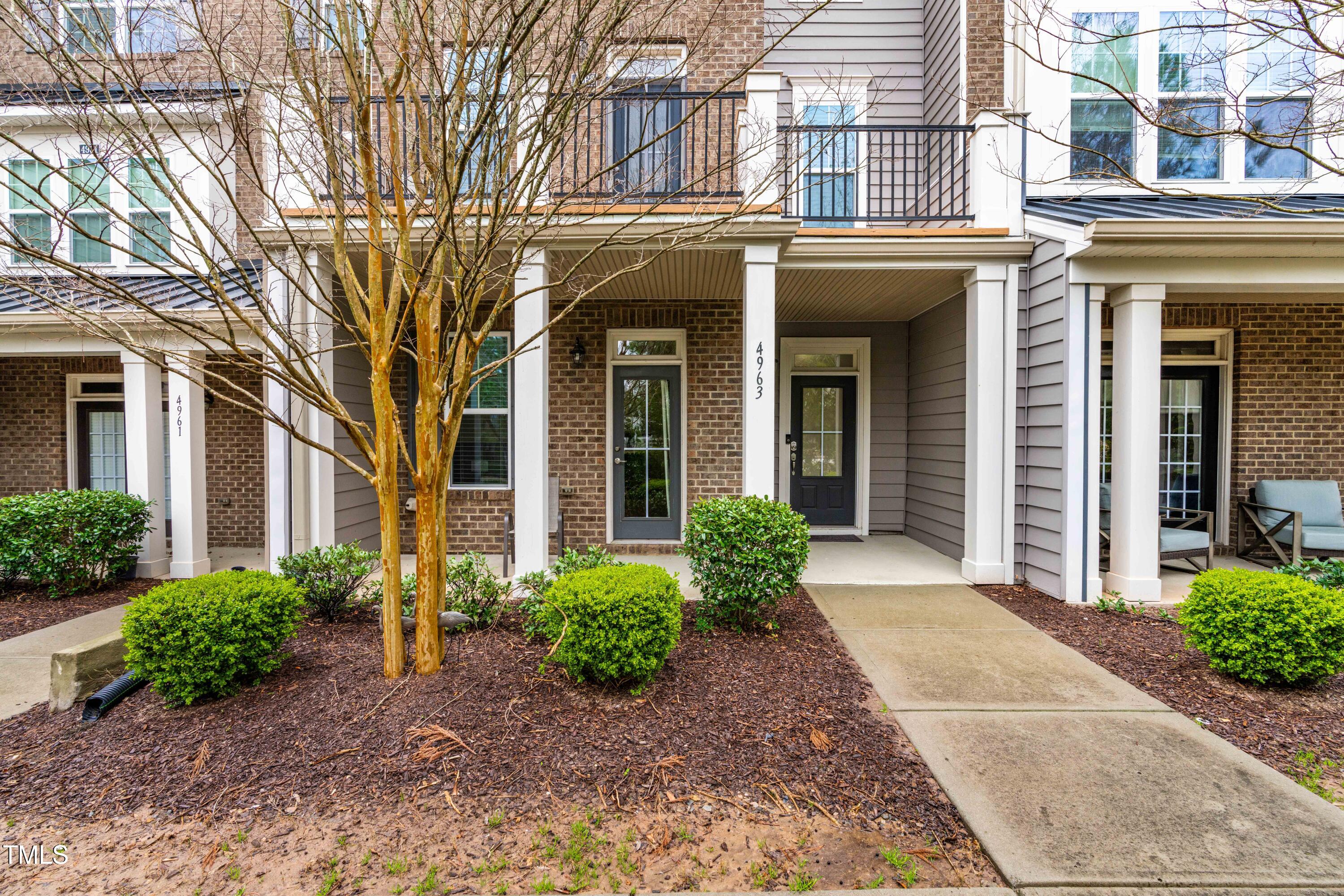 4963 Highcroft Drive Property Photo
