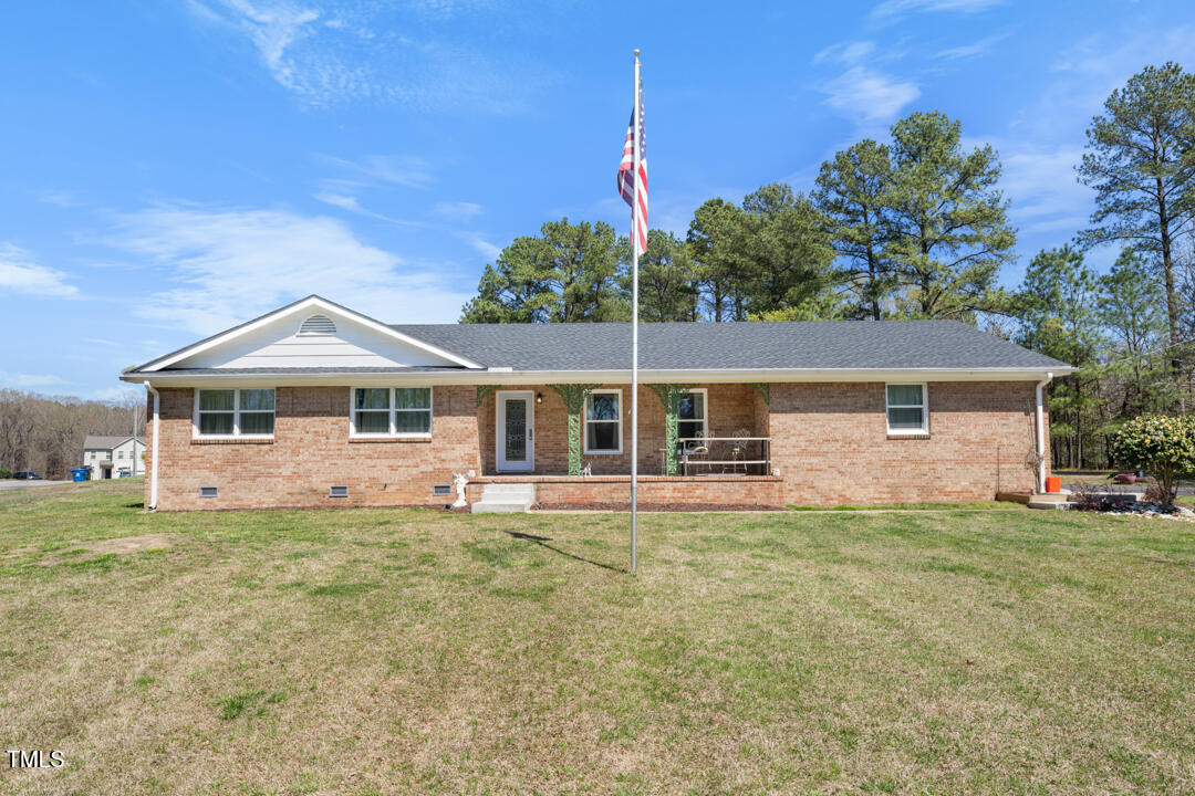 916 Clayton Road Property Photo