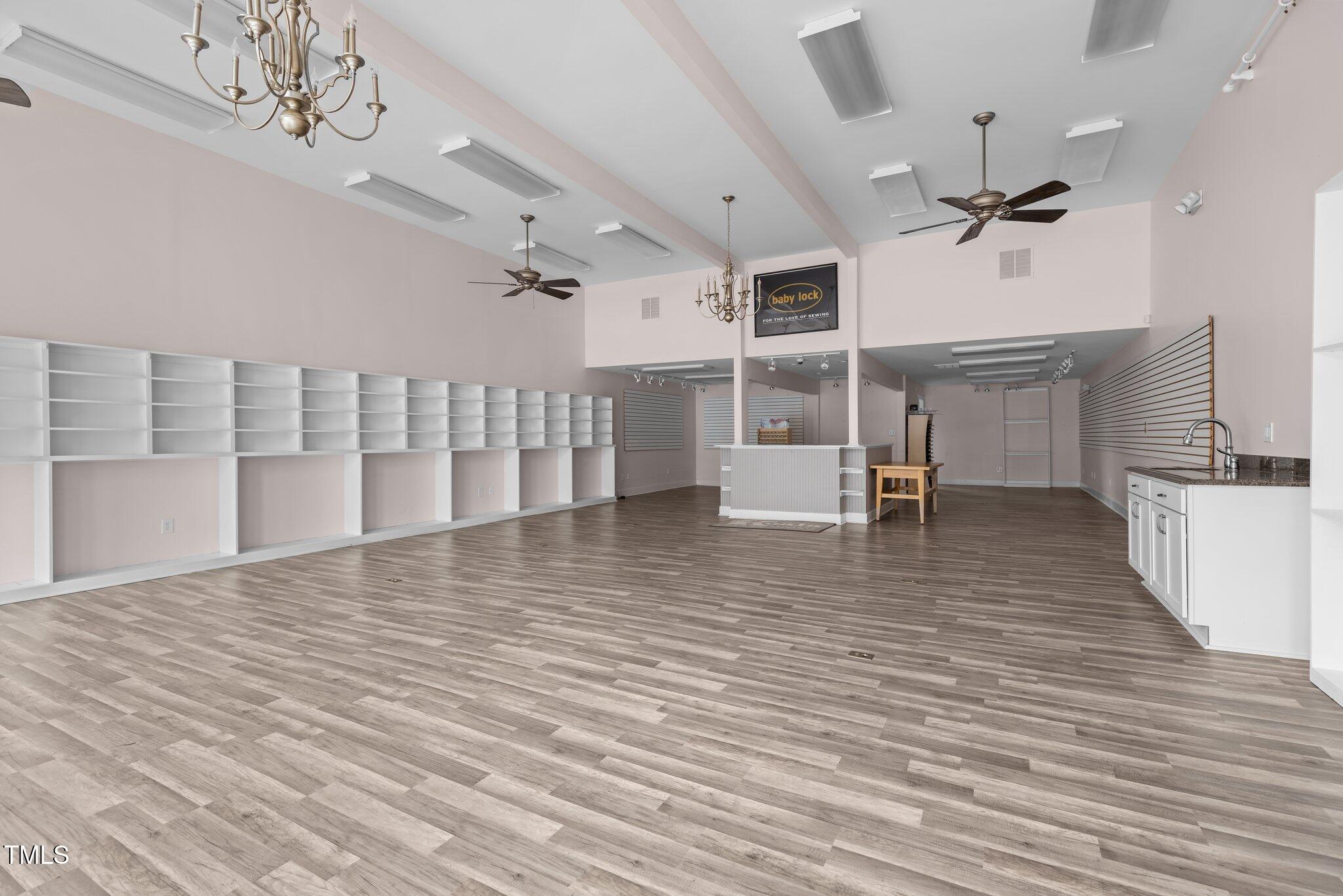 132 S Main Street Property Photo 8
