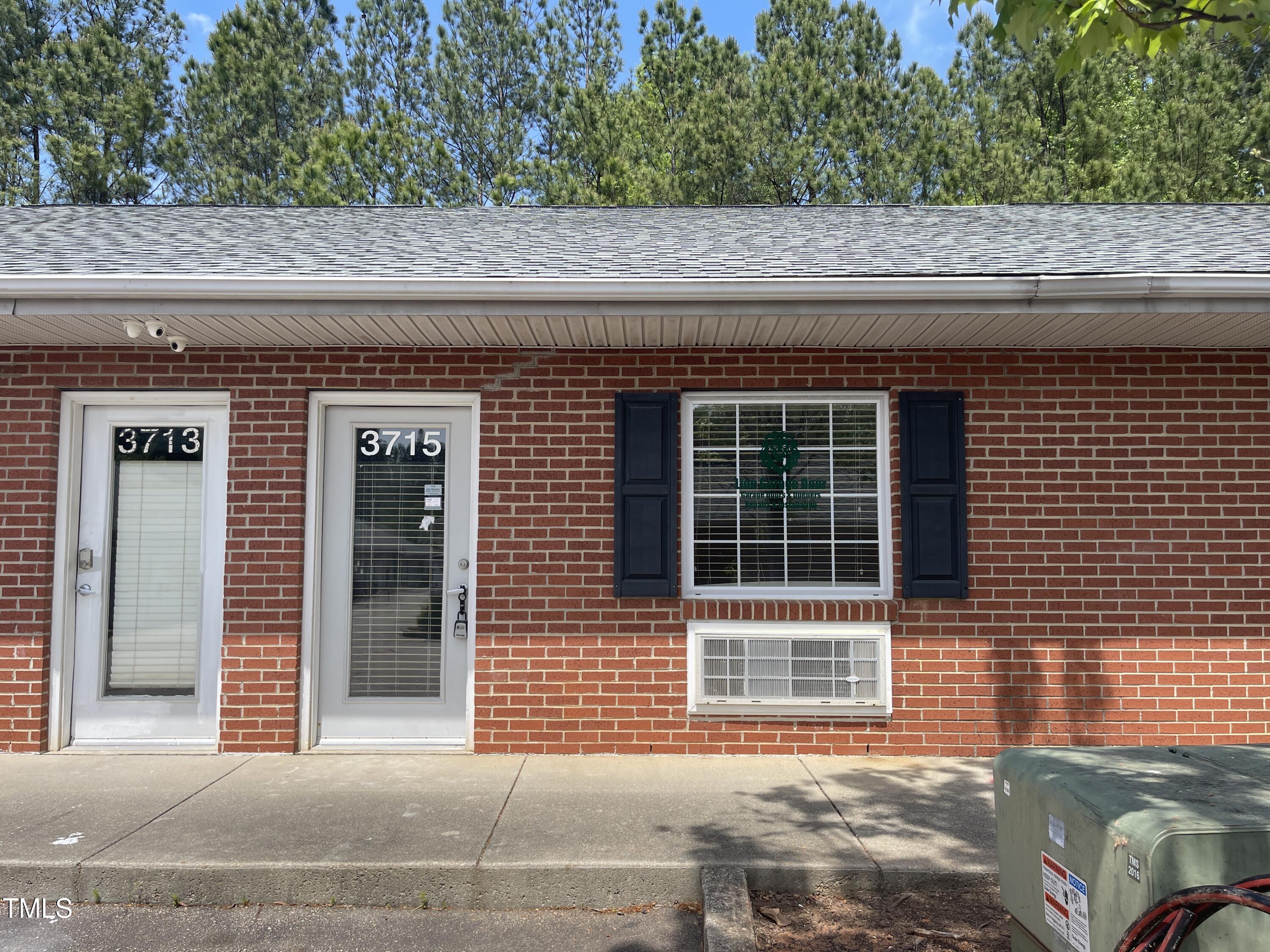 3715 Junction Boulevard Property Photo