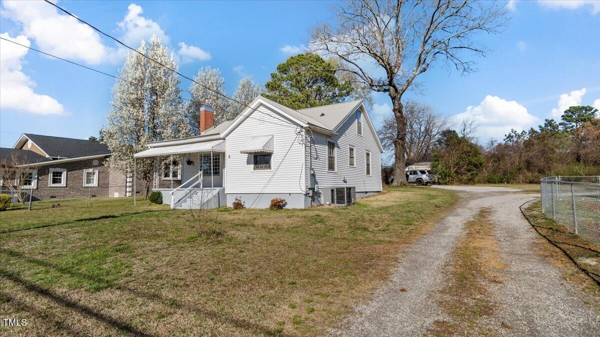 1721 Raleigh Road Property Photo