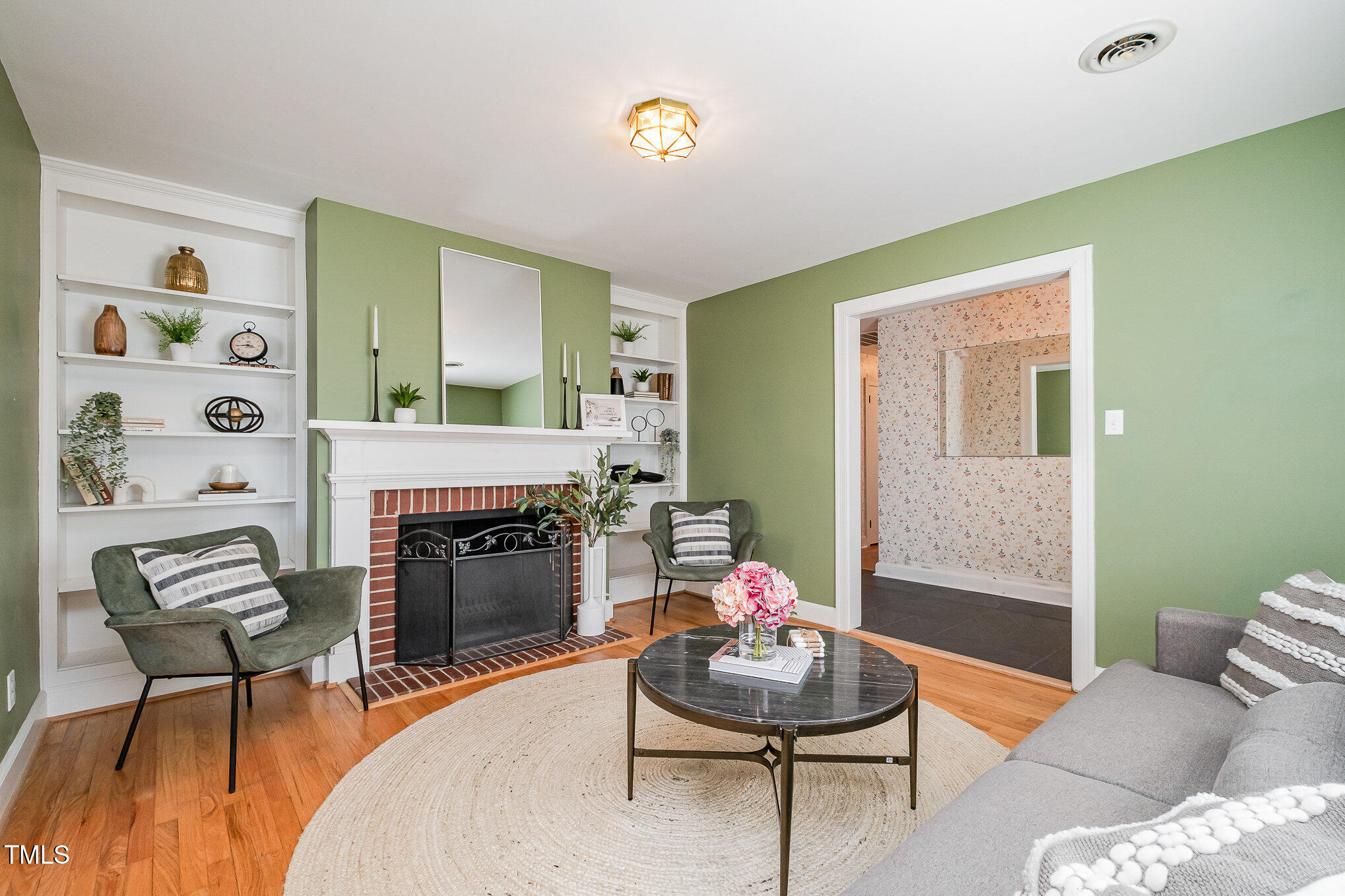914 S Crescent Drive Property Photo