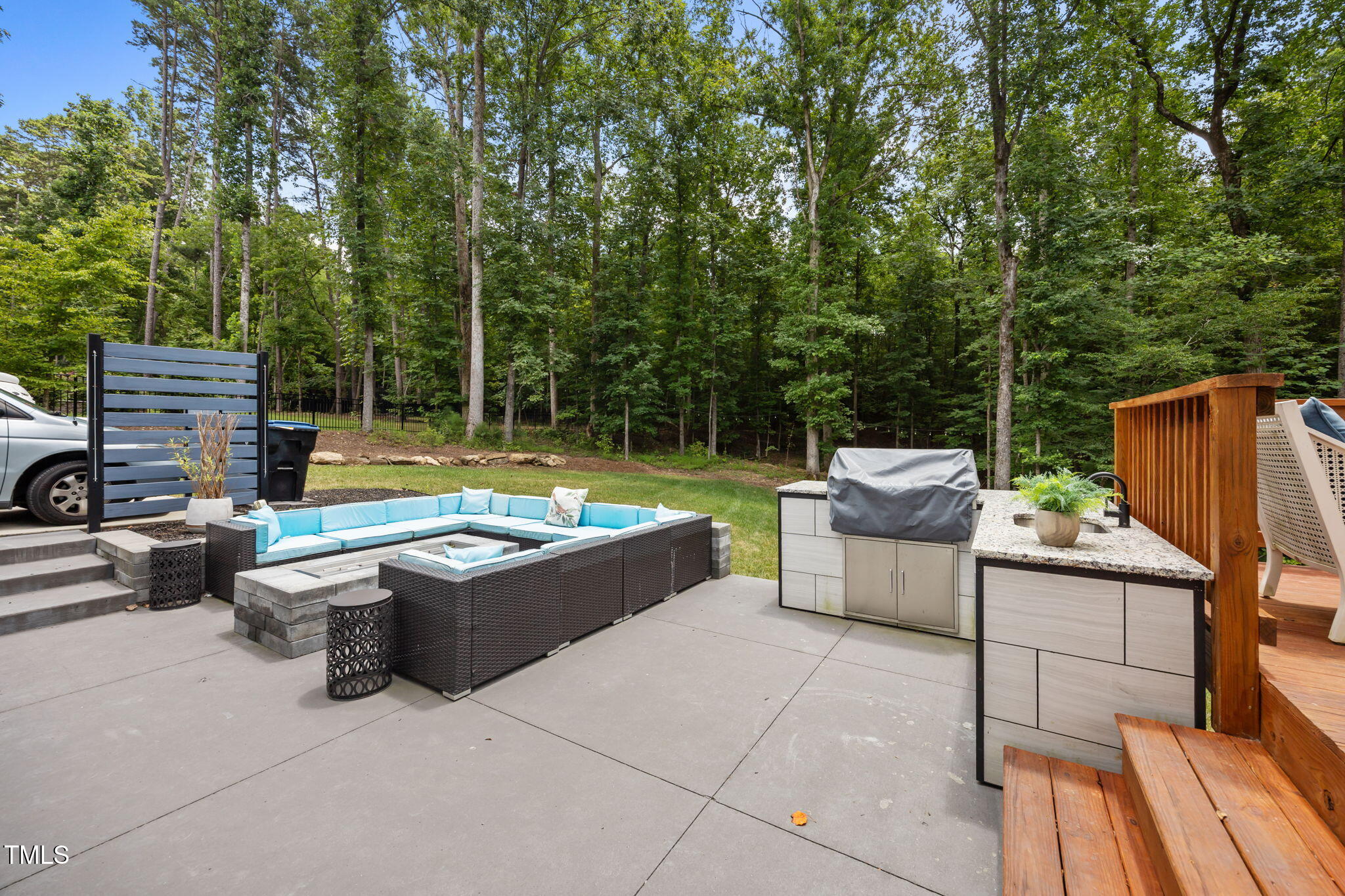 110 Black Swan Drive Property Photo 37