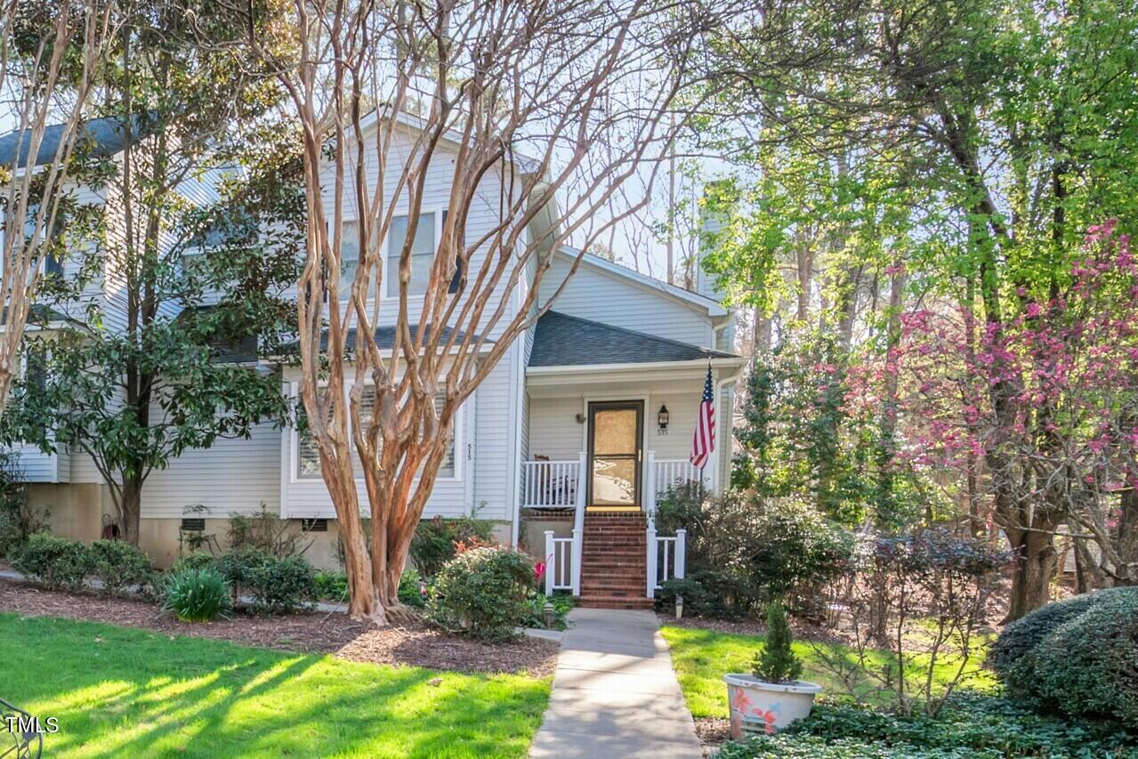 515 Swim & Croquet Property Photo