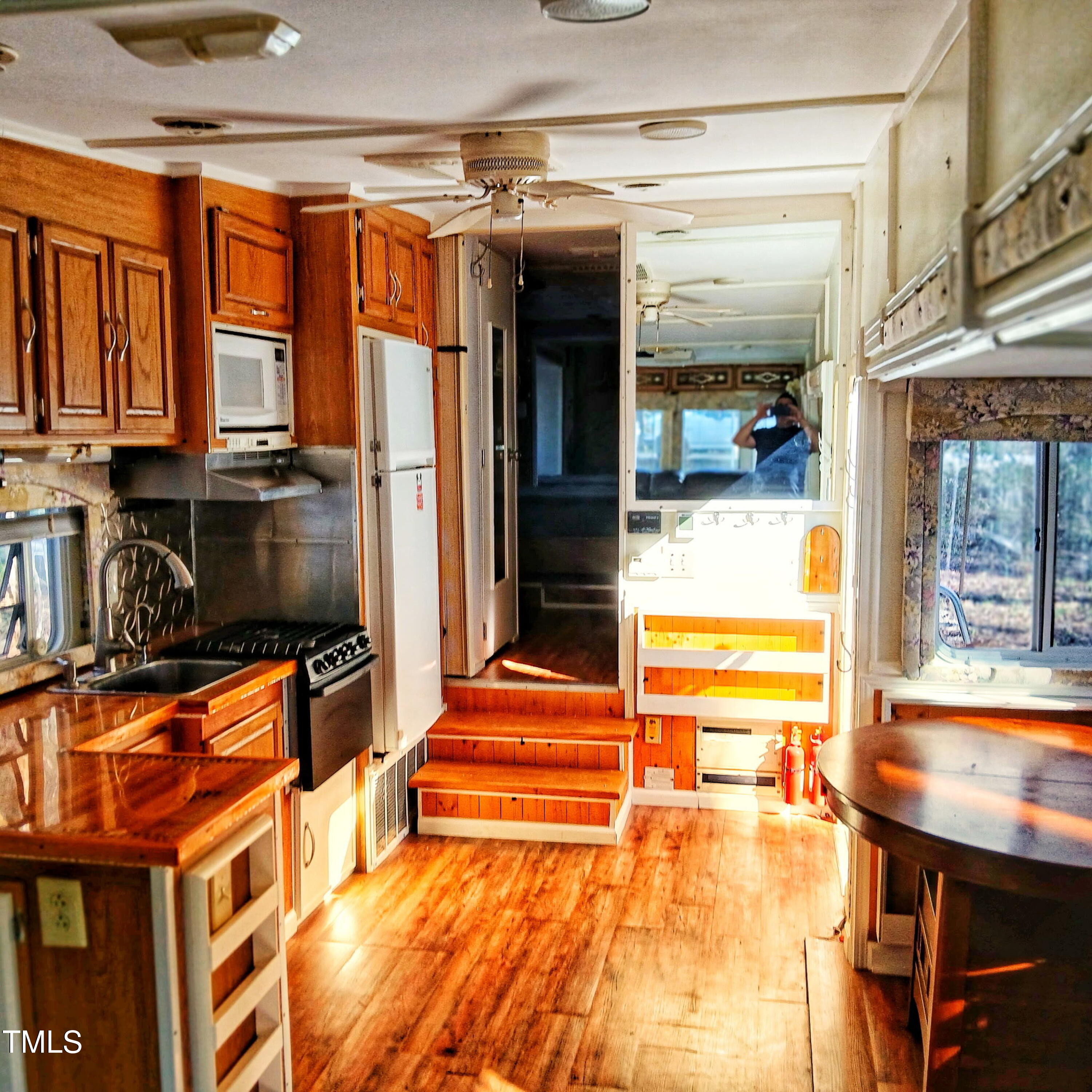 106 Natchez Drive Property Photo 1