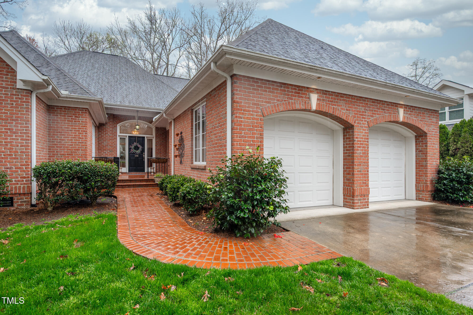 306 Lancaster Drive Property Photo