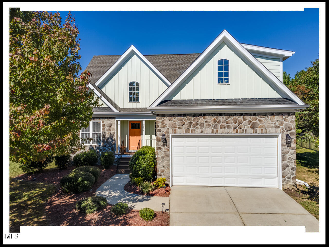 27705 Real Estate Listings Main Image
