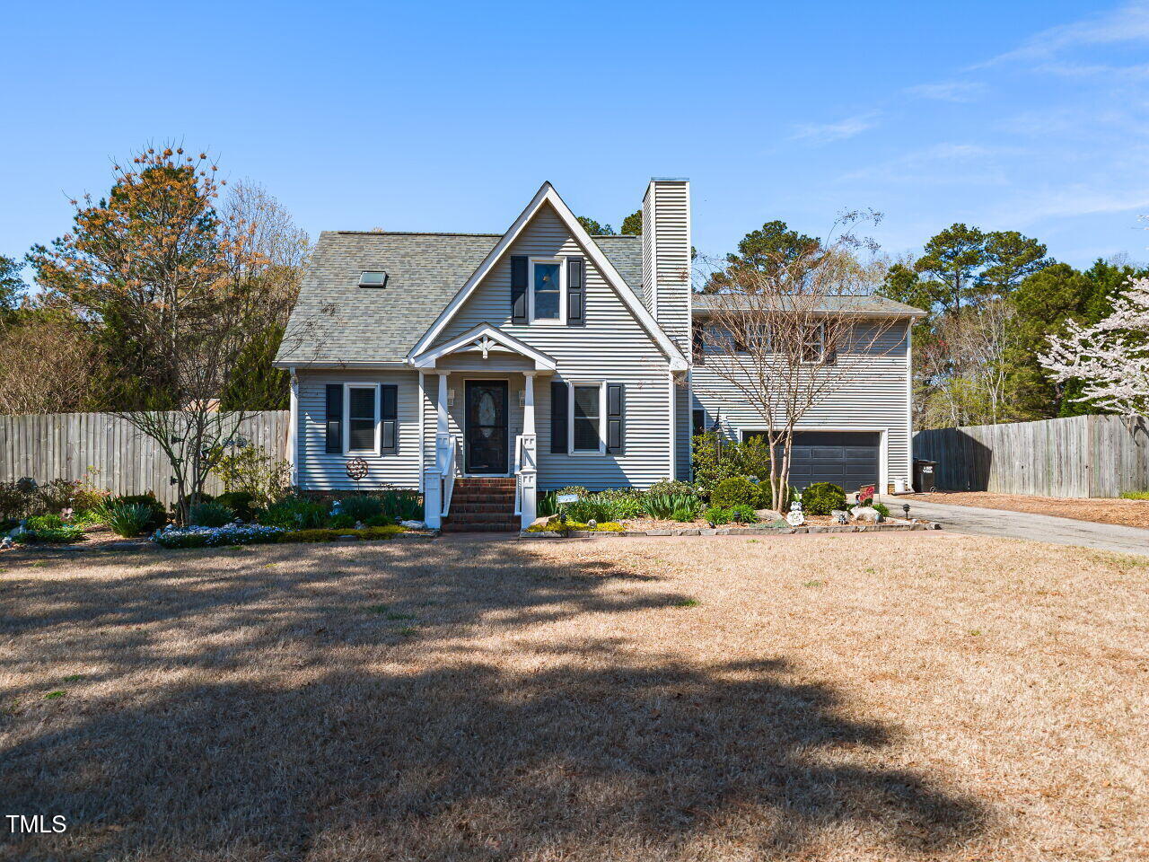 216 Lynnfield Lane Property Photo