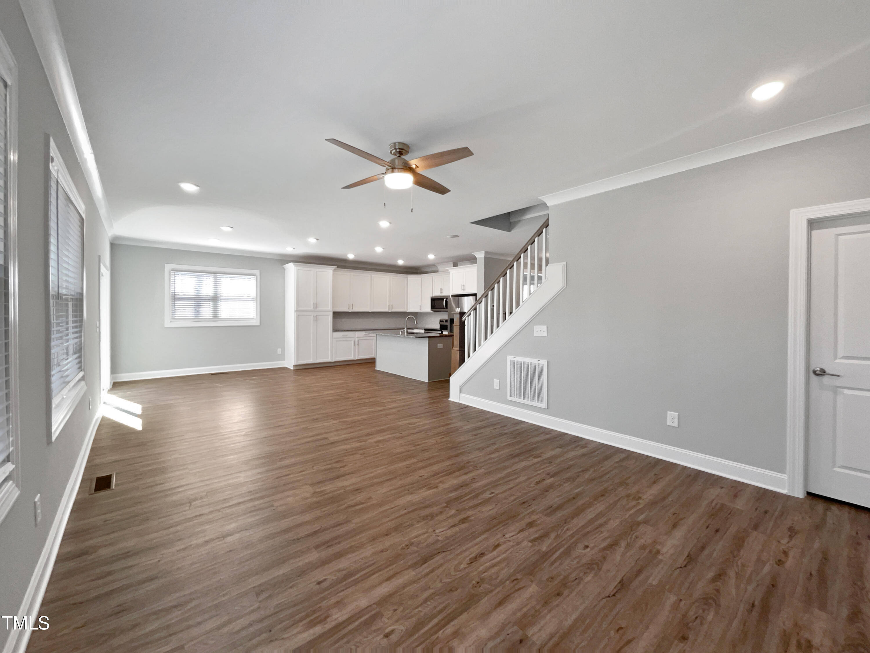 6233 Reagan Lane Property Photo 3