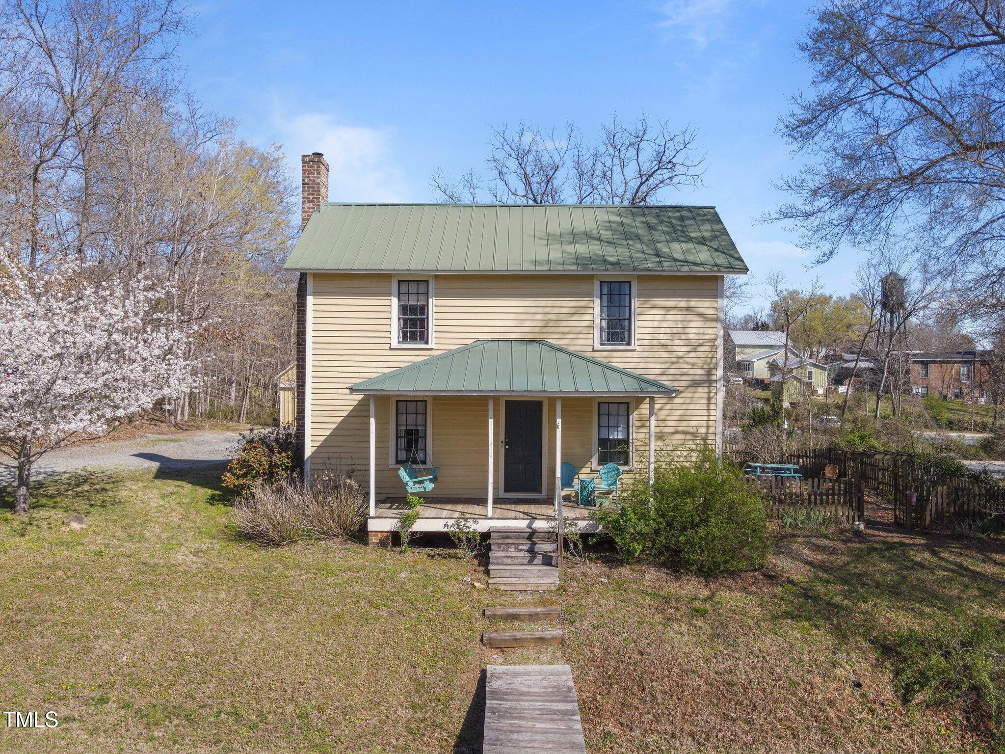 2409 Hodges Road Property Photo