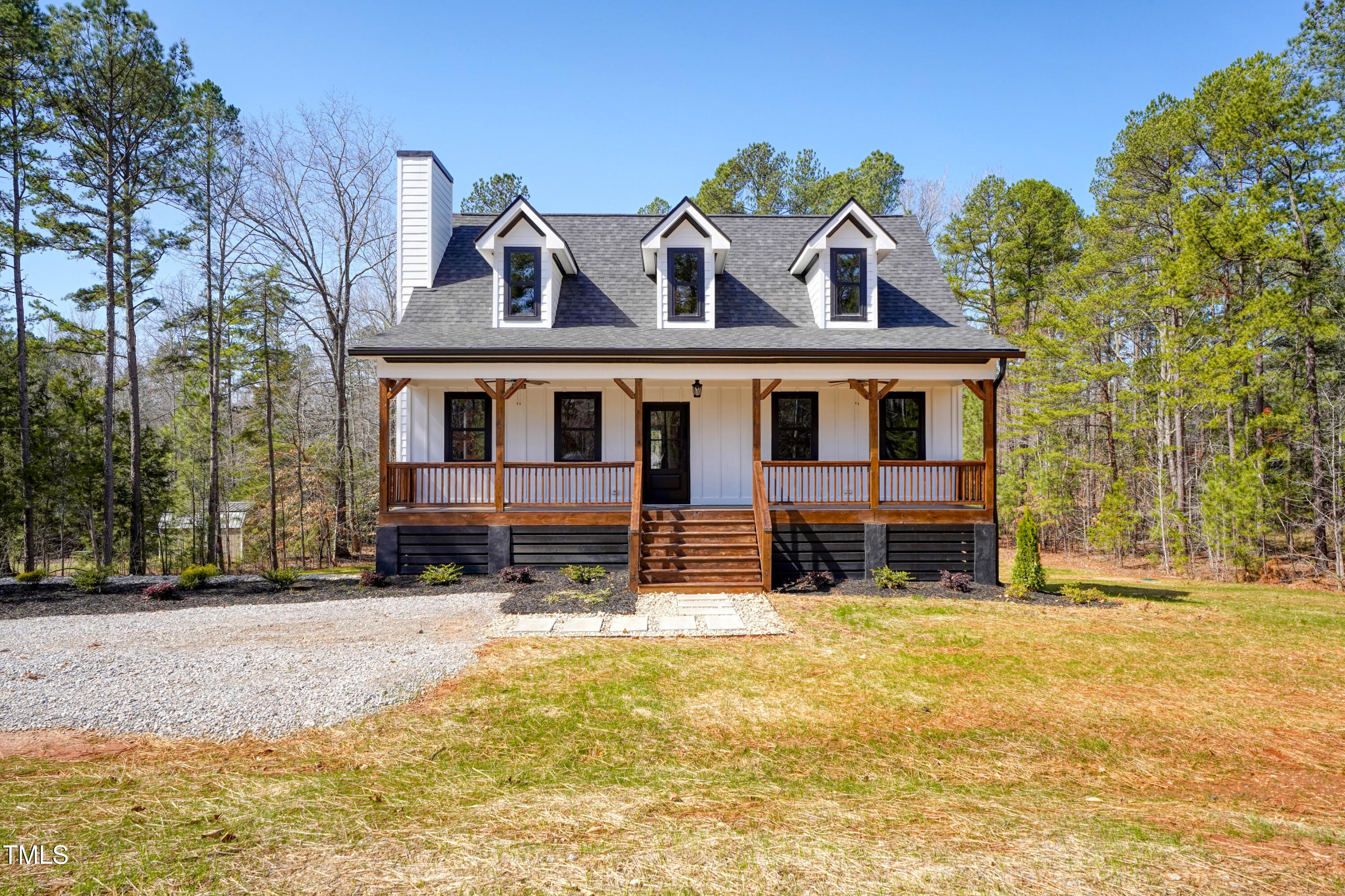 692 Port Drive Property Photo