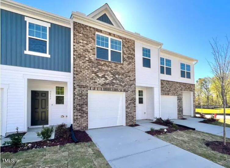2121 Trailside Drive Property Photo