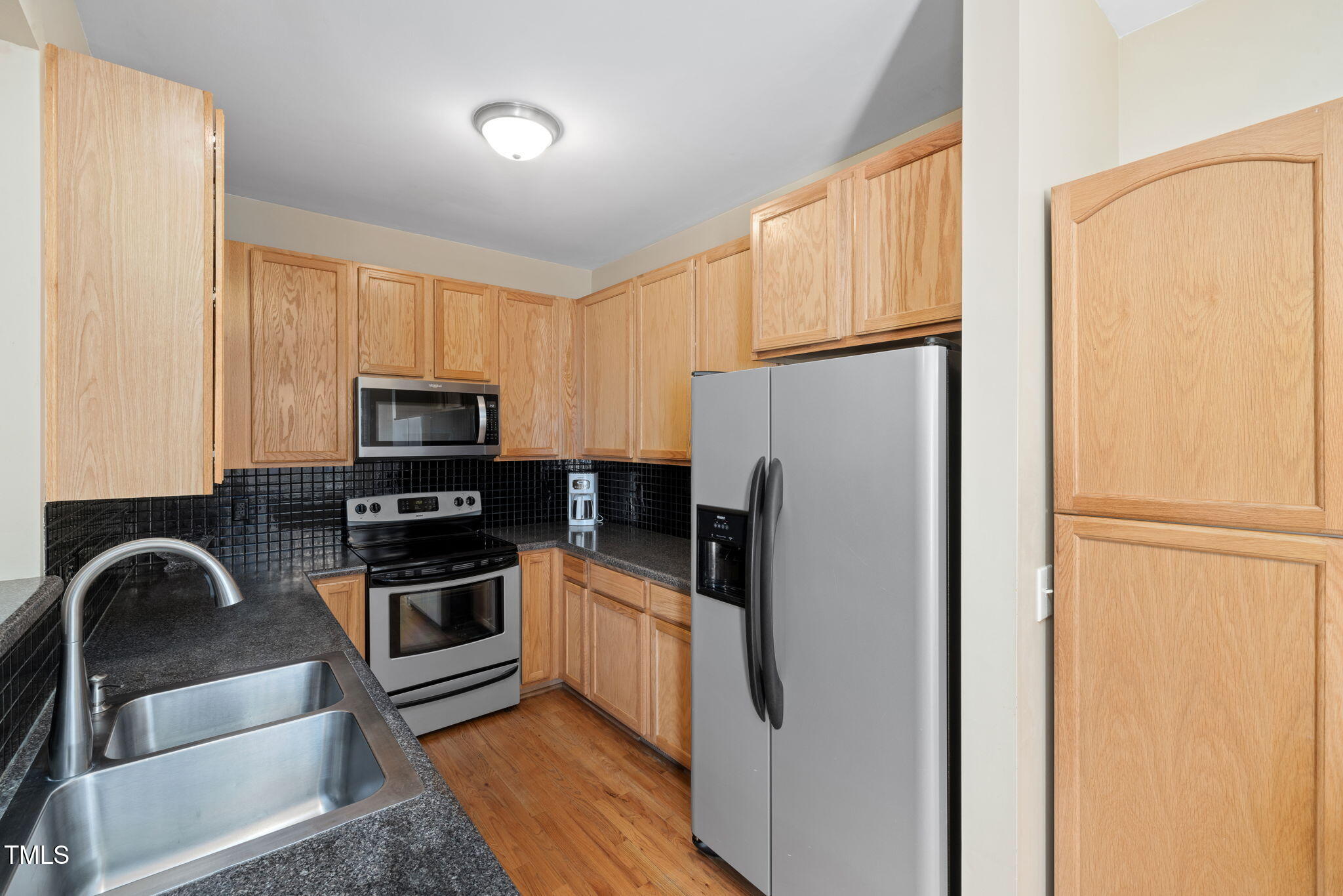 5569 Sea Daisy Drive Property Photo 9