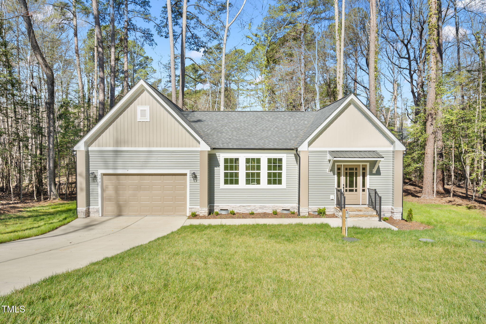 133 Mohawk Drive Property Photo