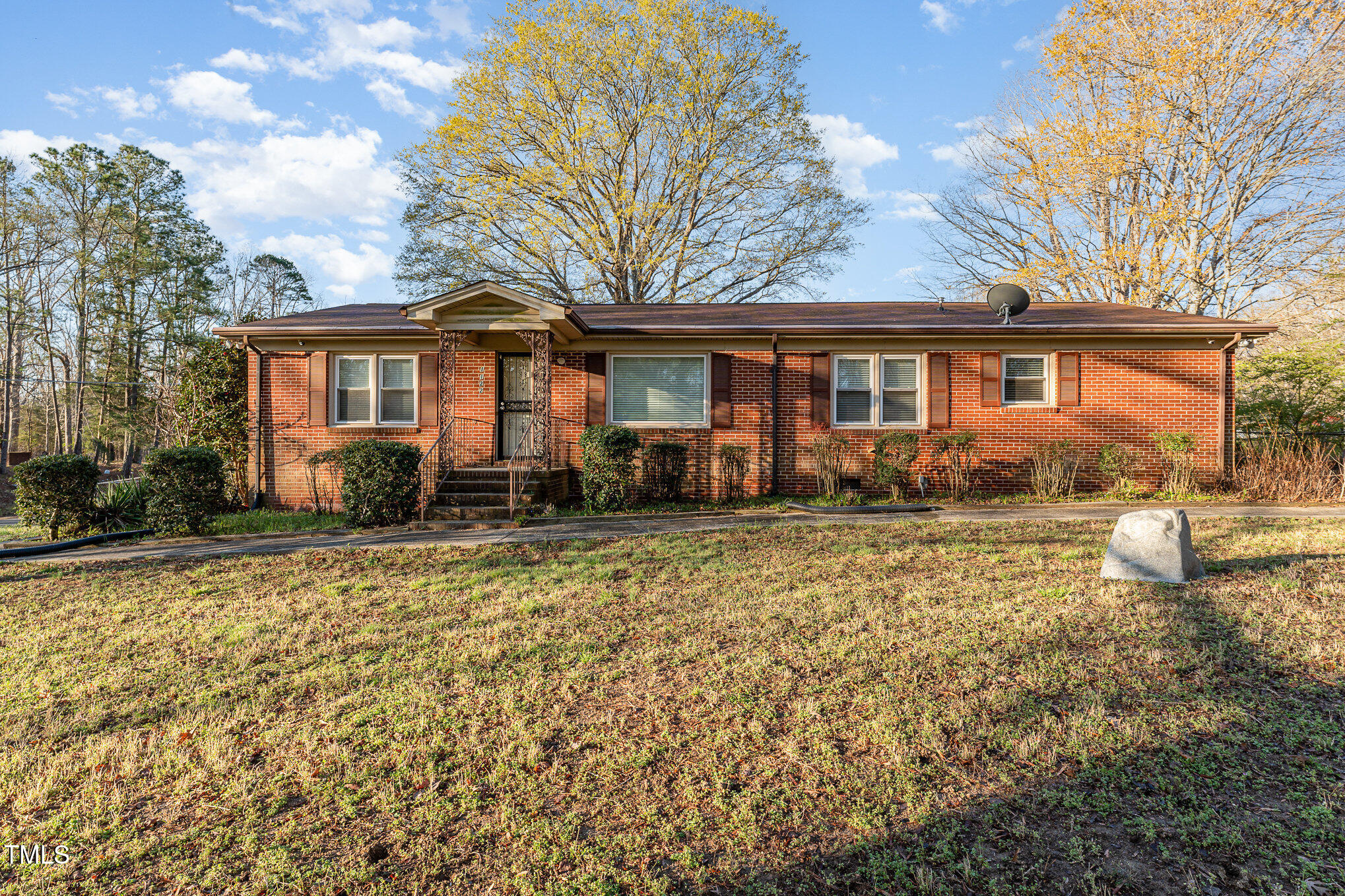 1122 Snow Hill Road Property Photo