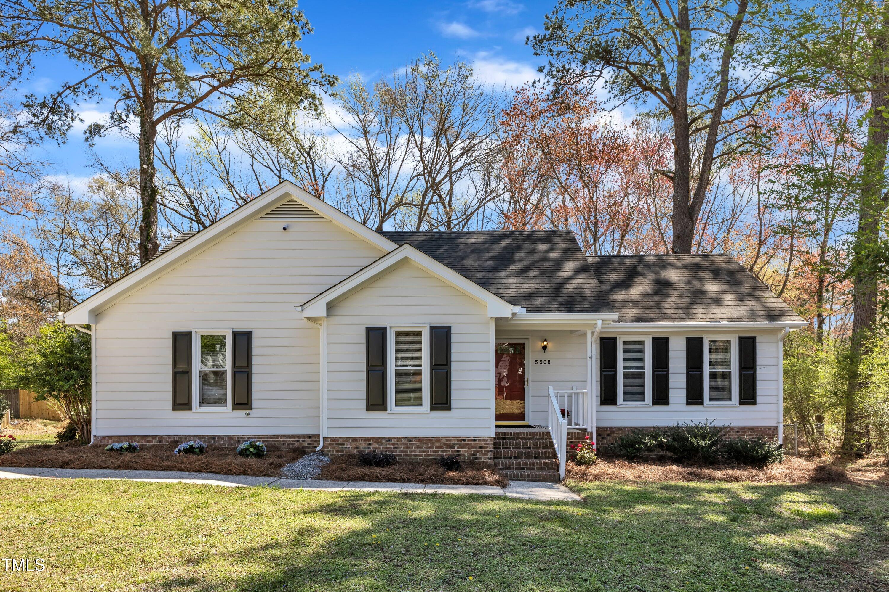 5508 Lake Garden Court Property Photo