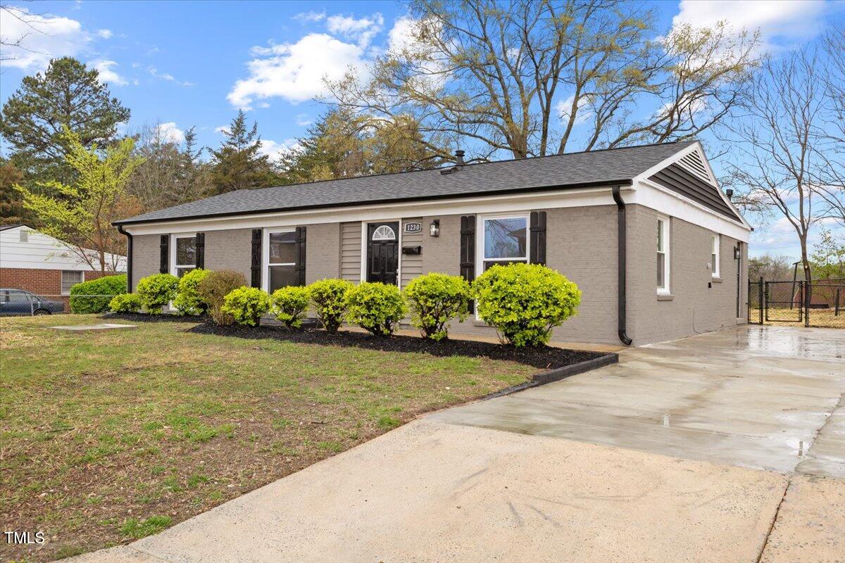 1230 Melrose Drive Property Photo