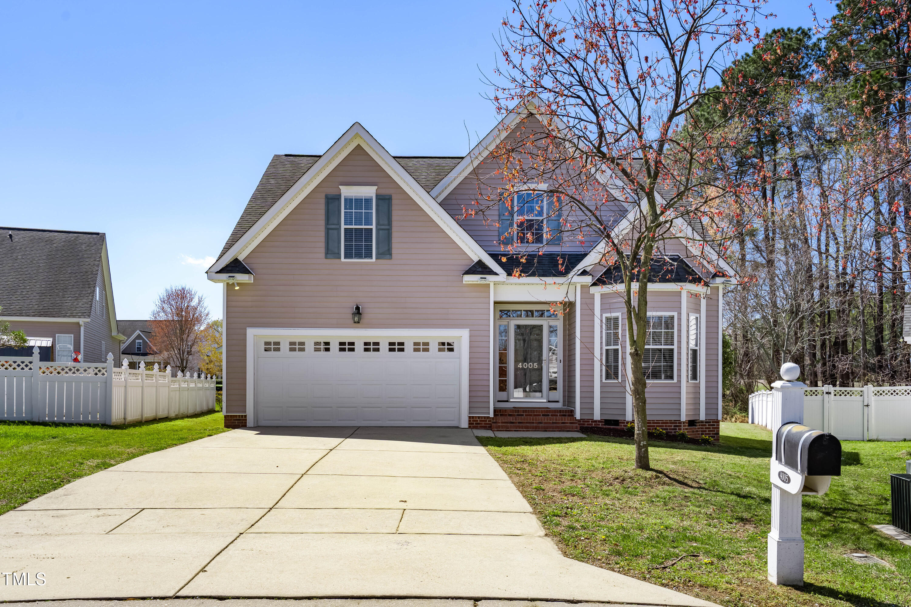 4005 Freesia Court Property Photo 1