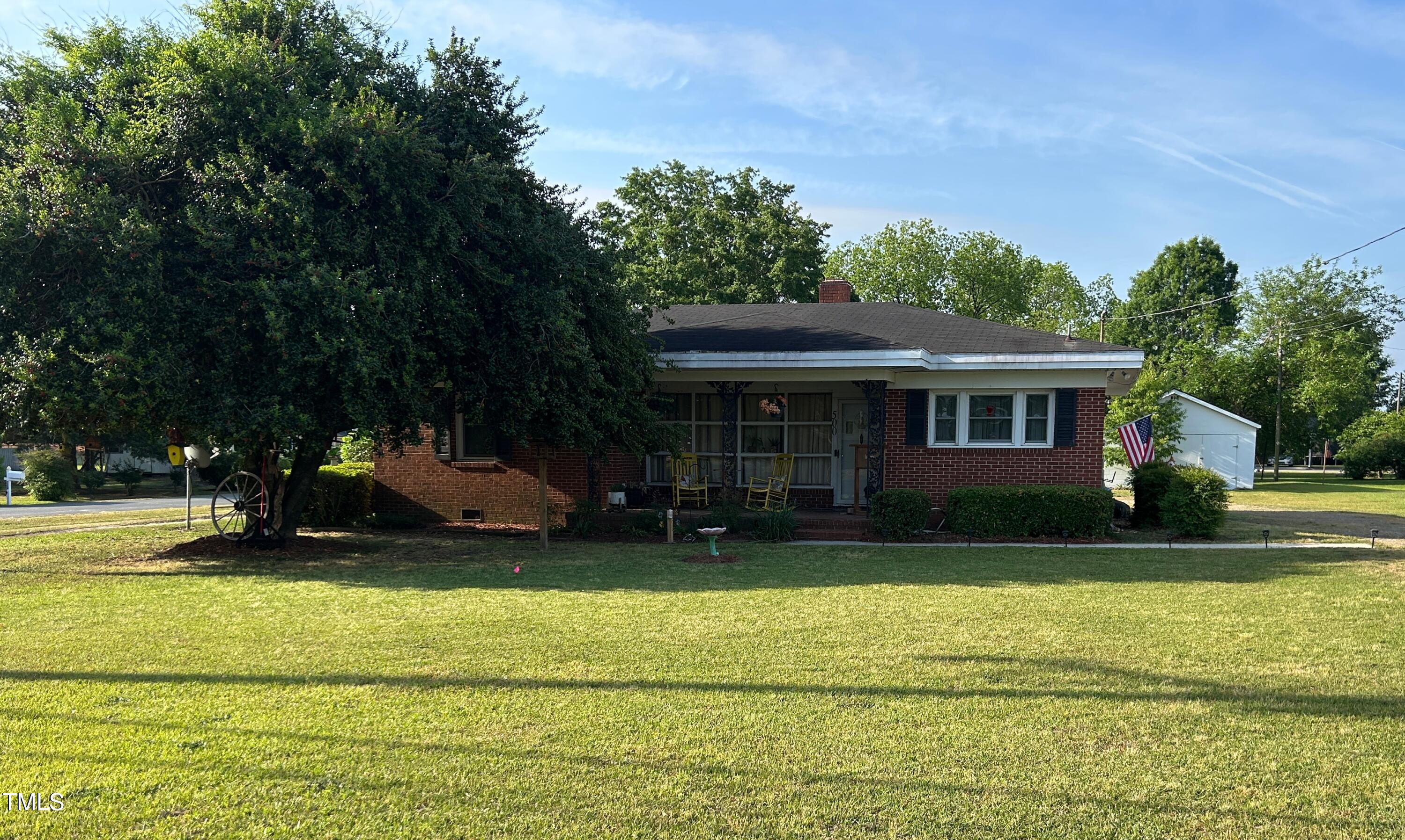 Clinton- Sampson Real Estate Listings Main Image