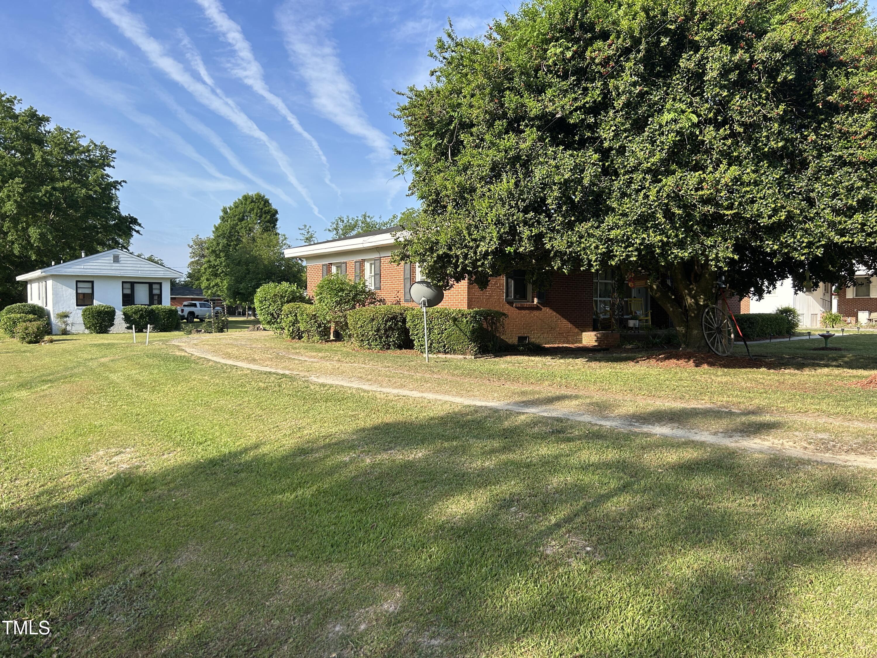500 Rowan Road Property Photo