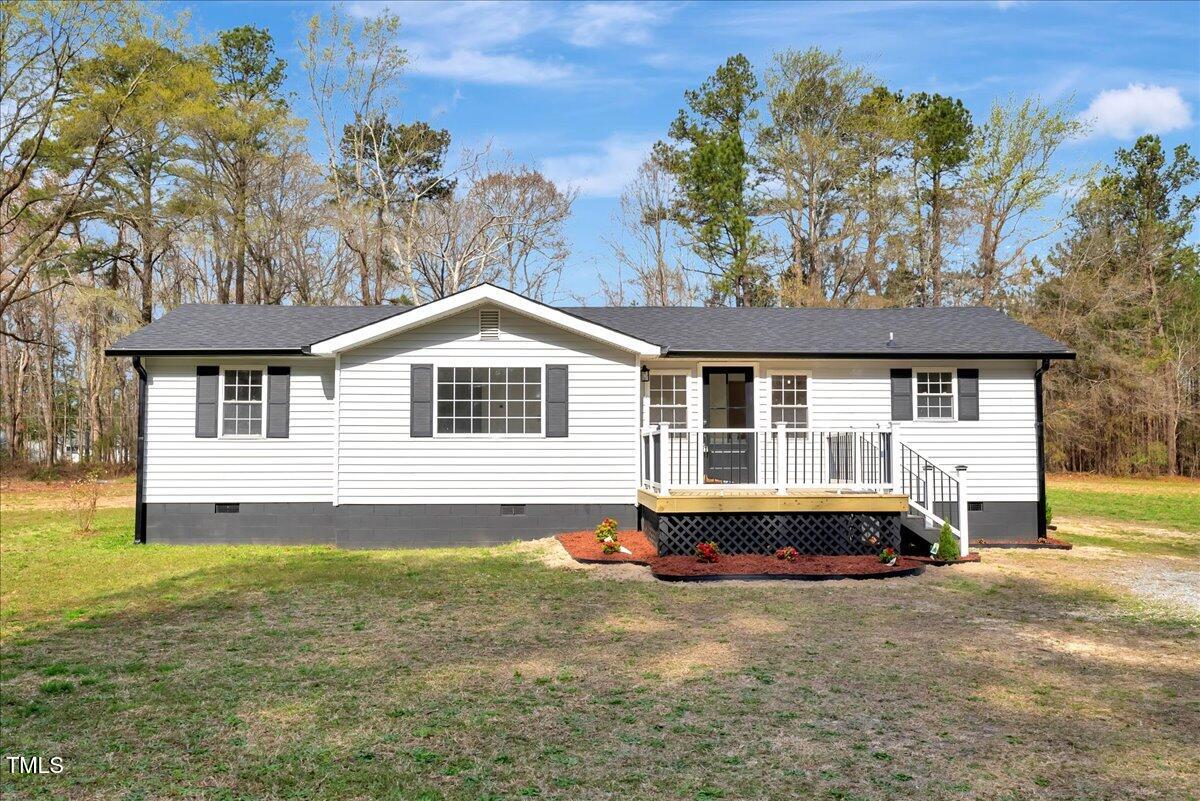 225 James Edward Drive Property Photo