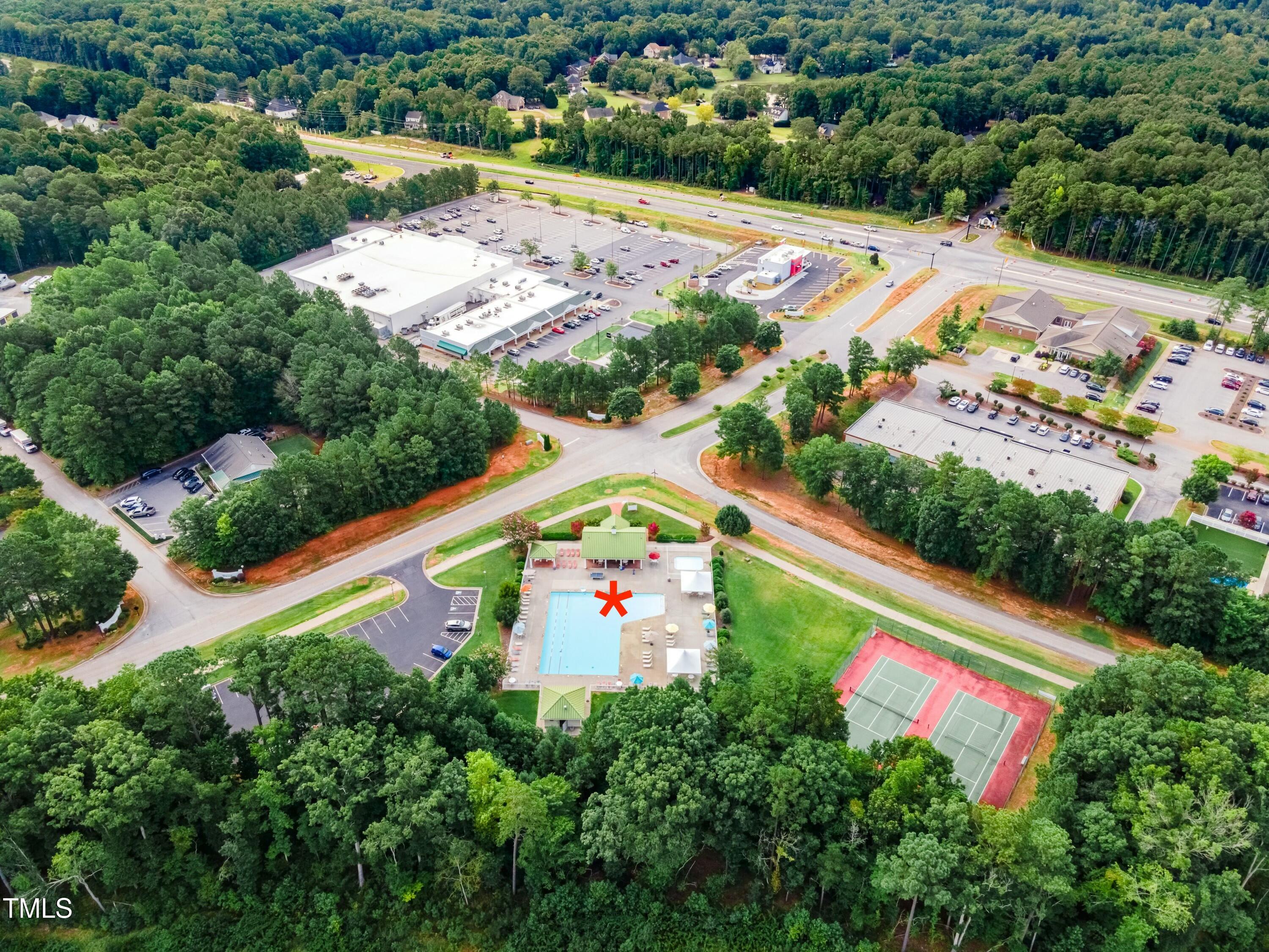 165 Neuse River Parkway Property Photo 3