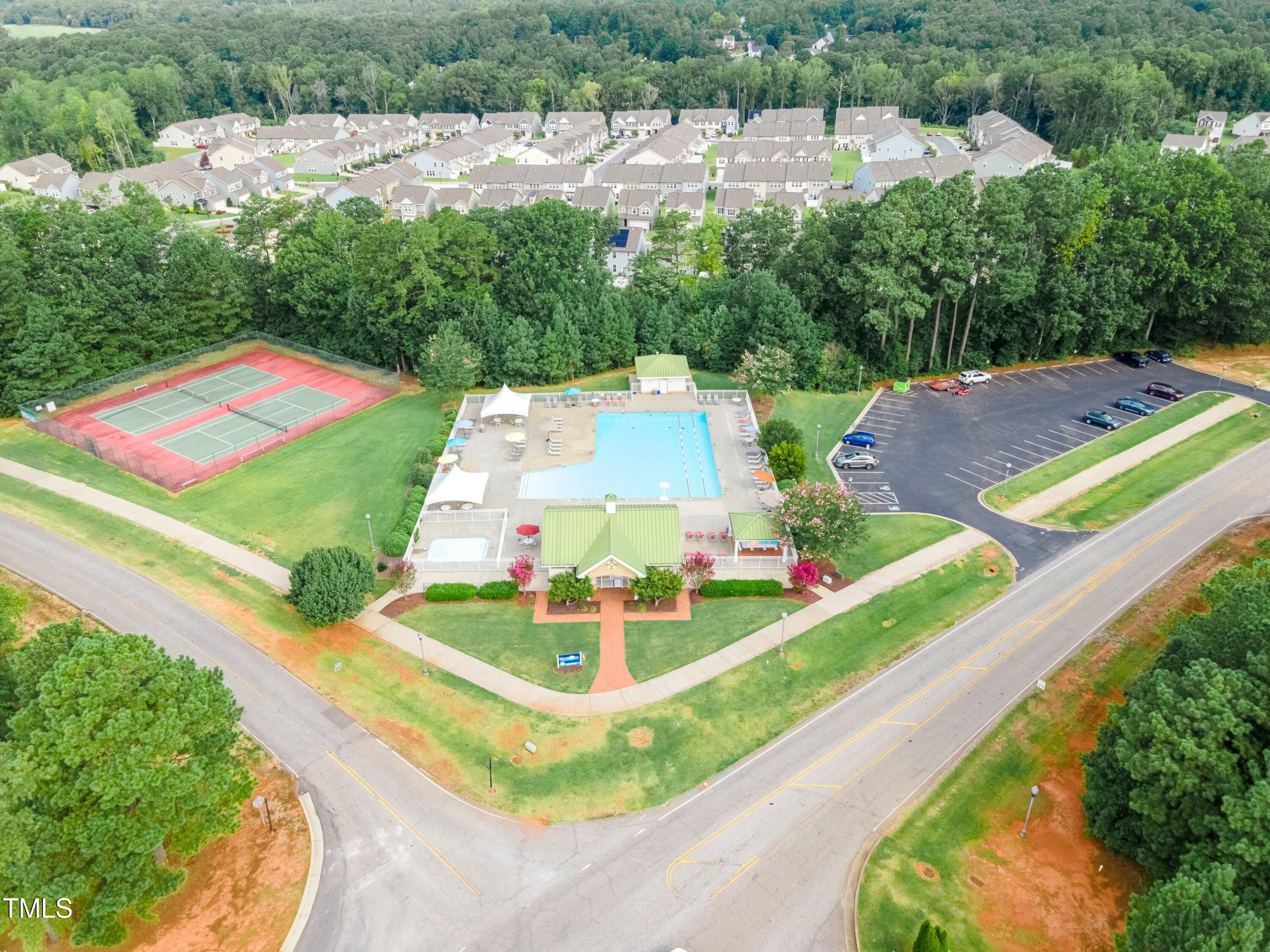 165 Neuse River Parkway Property Photo 4