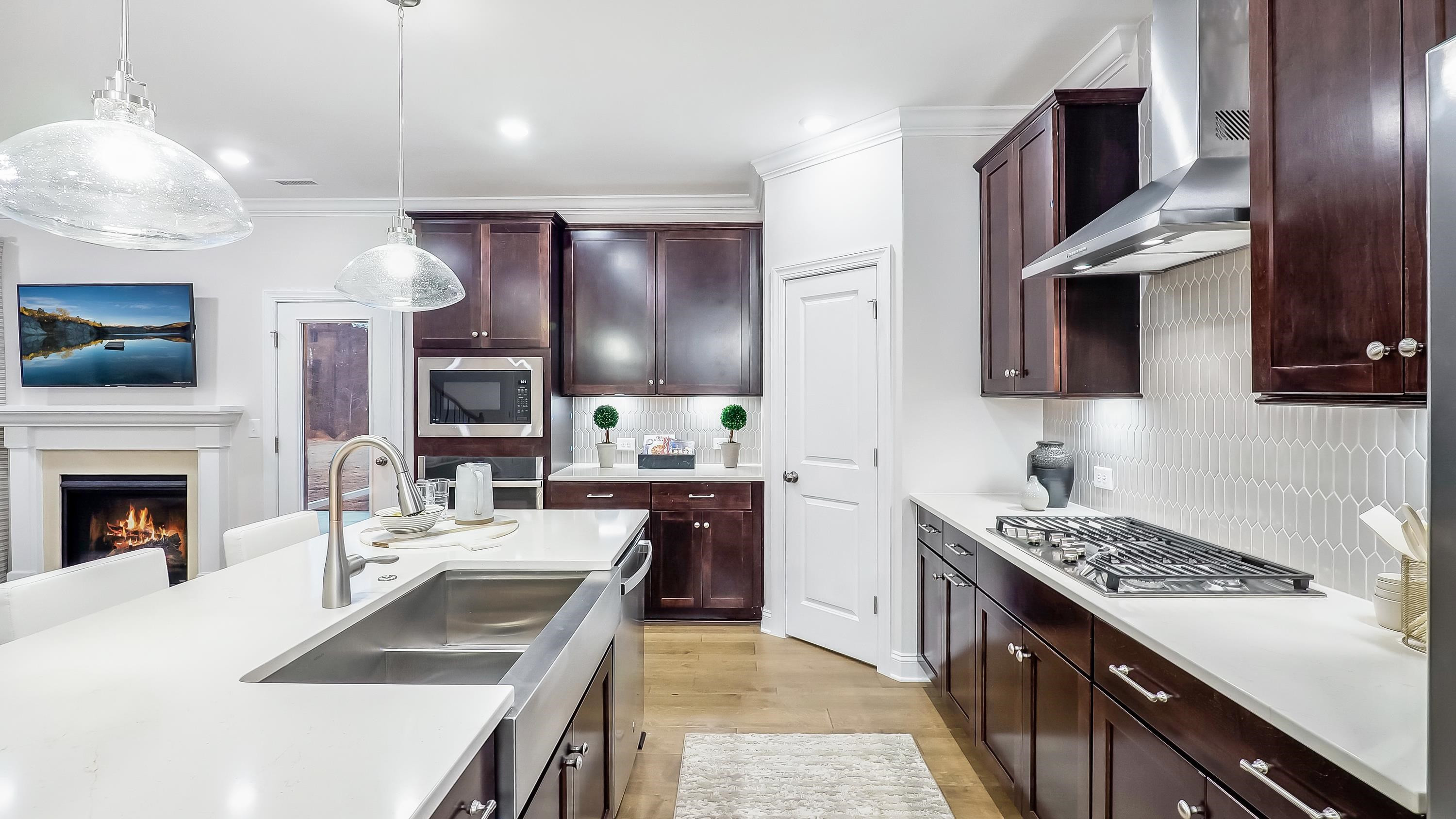 1010 Red Roses Avenue Property Photo 11