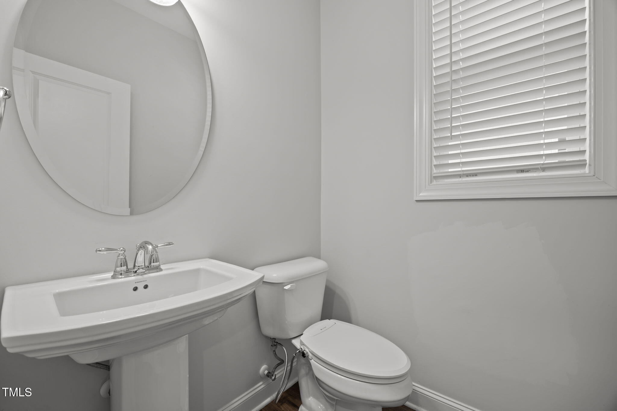 8410 Zinc Autumn Path Property Photo 25