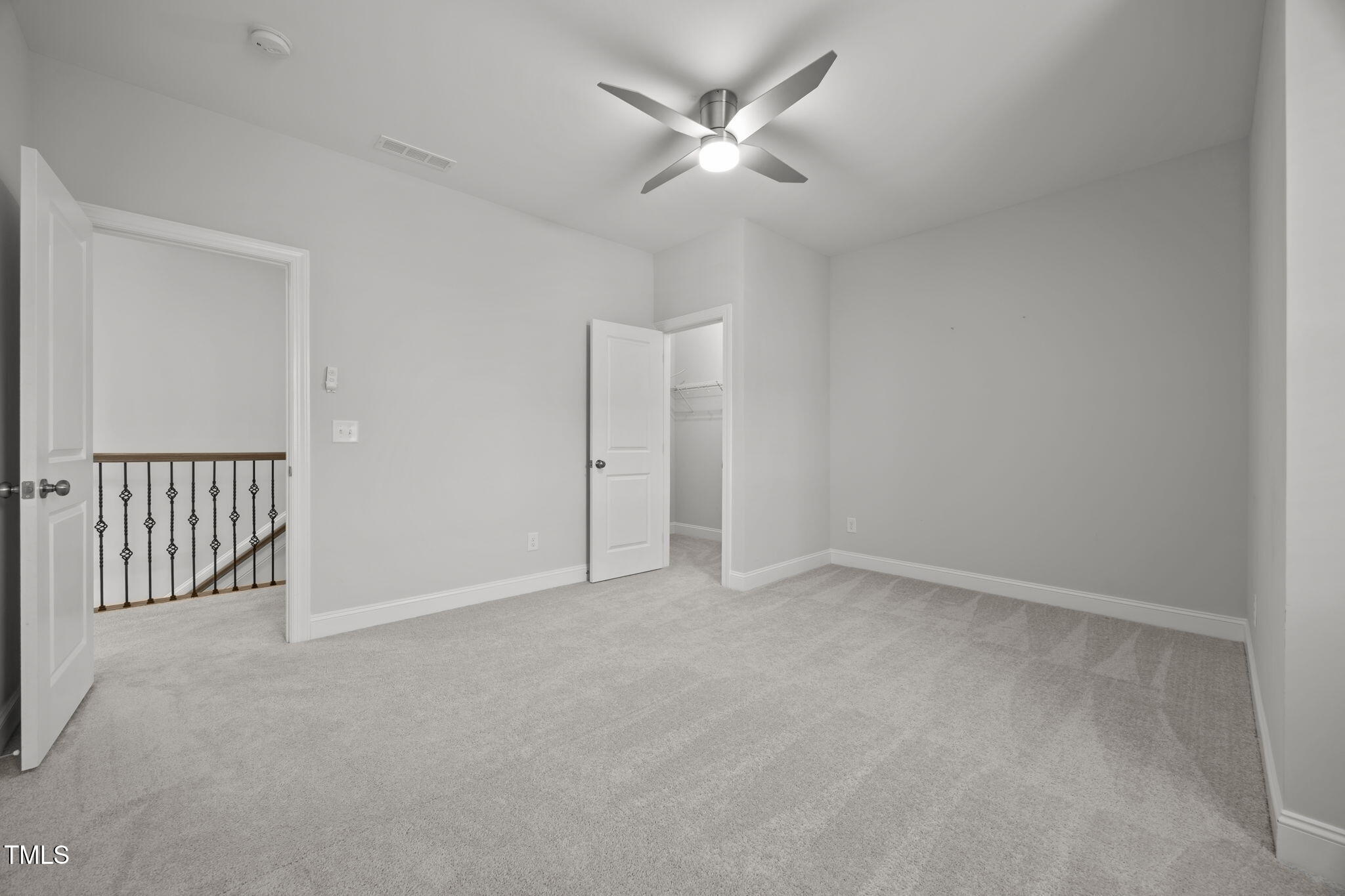 8410 Zinc Autumn Path Property Photo 29