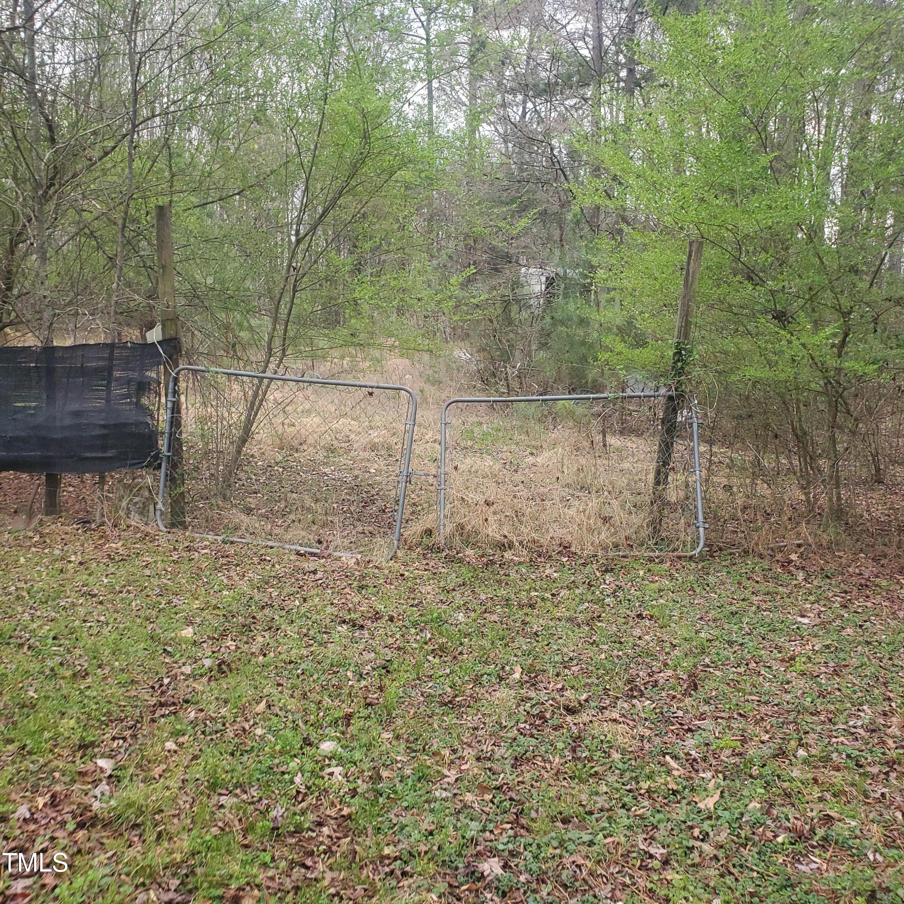 4117 Pearl Road Property Photo 7