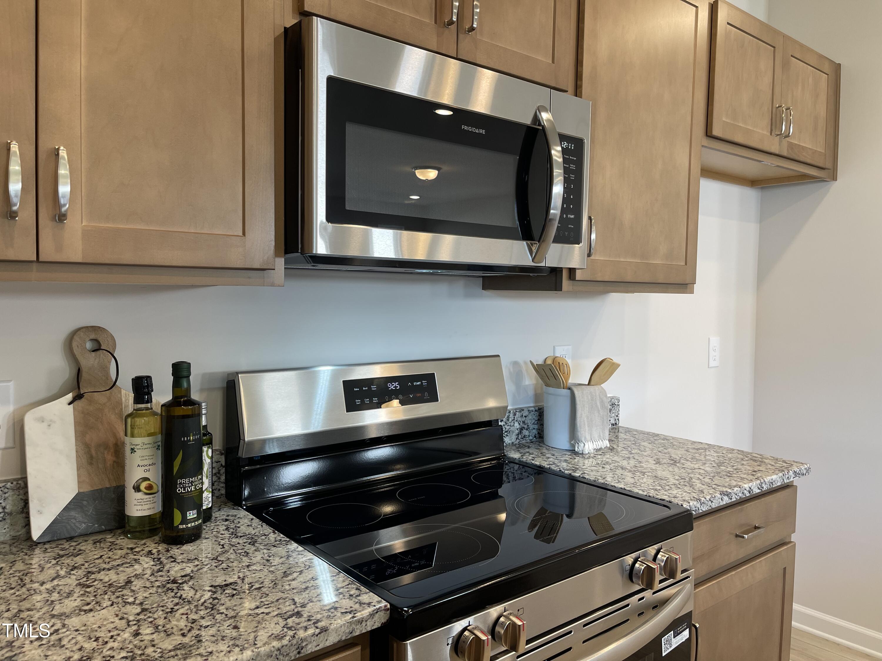 84 Commons Circle Property Photo 12