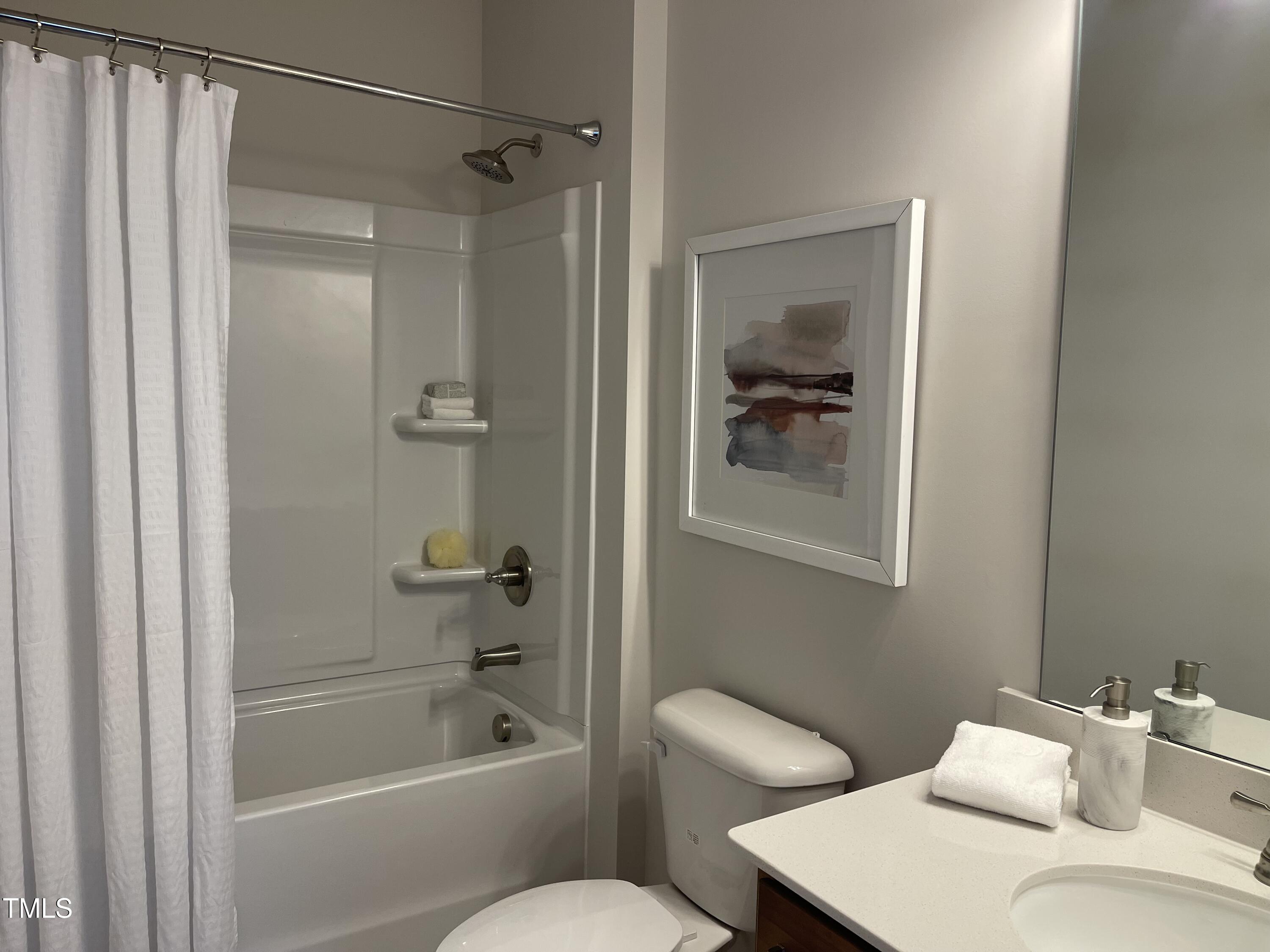 84 Commons Circle Property Photo 16