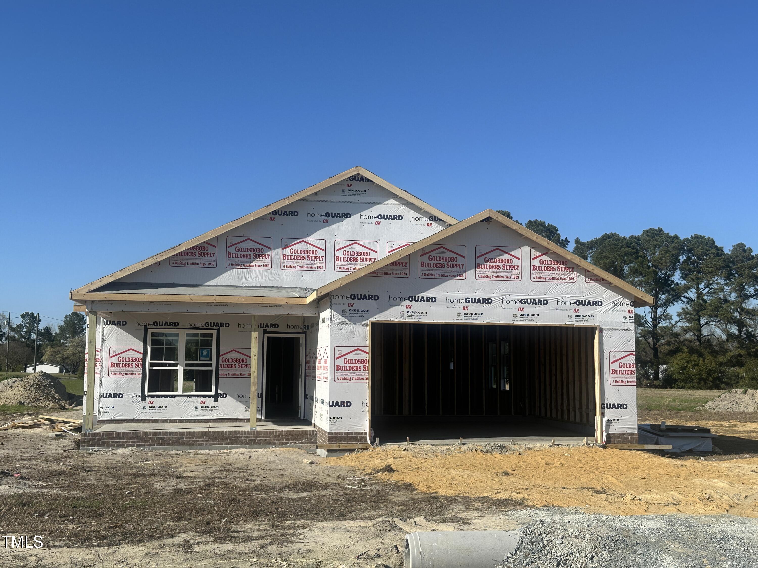 101 E Sillinger Drive Property Photo