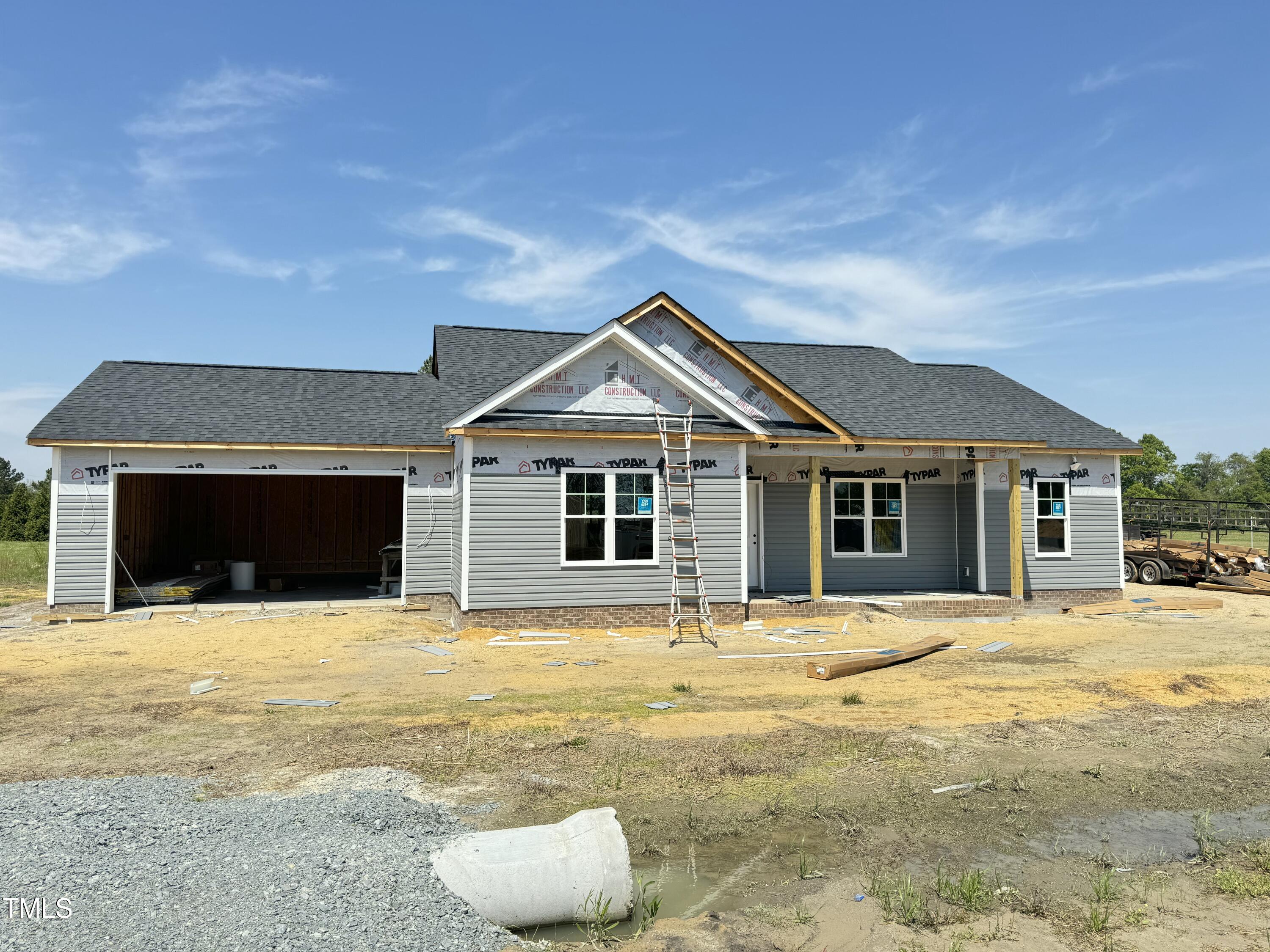 103 E Sillinger Drive Property Photo