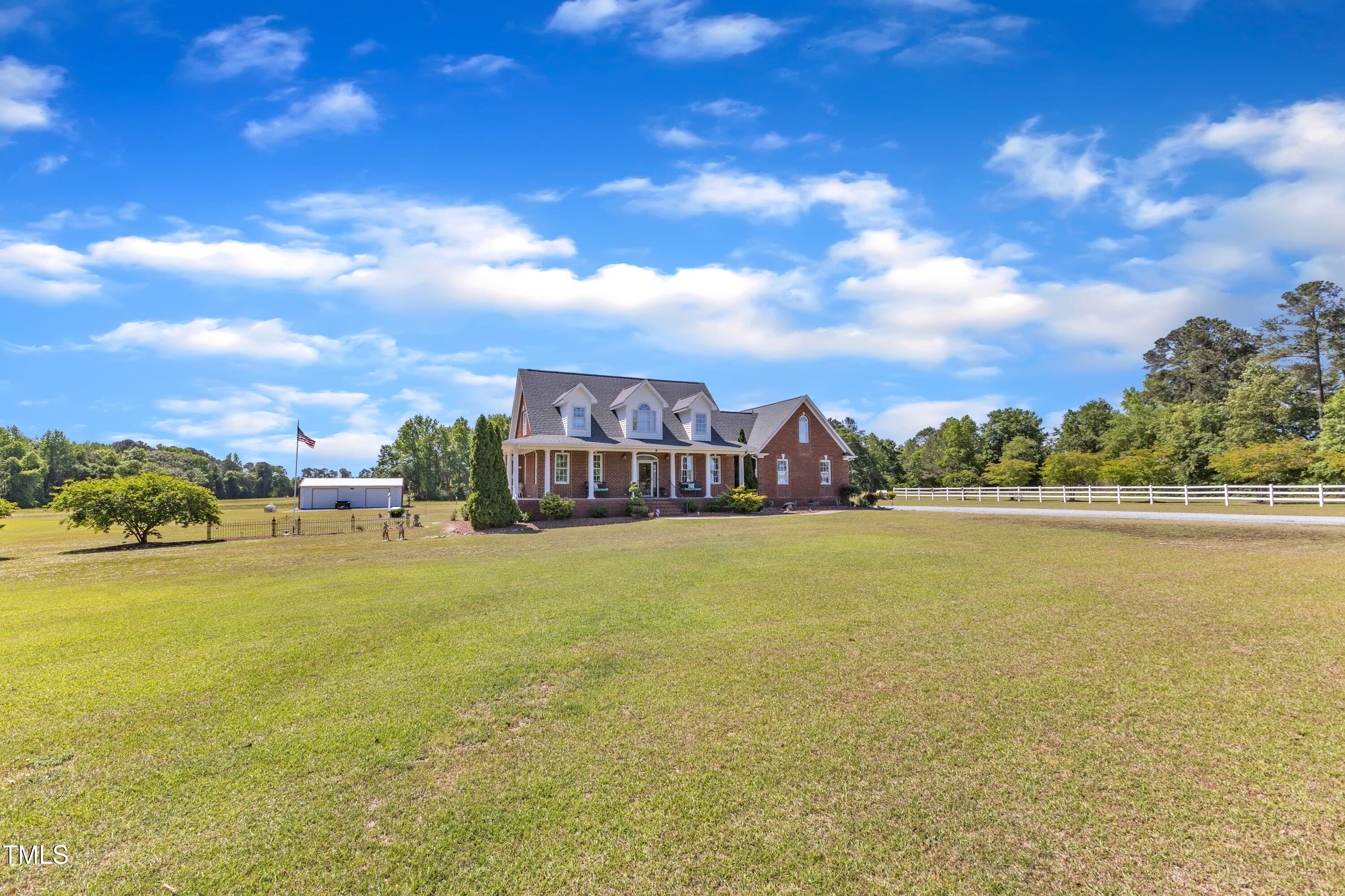 5595 Godwin Lake Road Property Photo 6