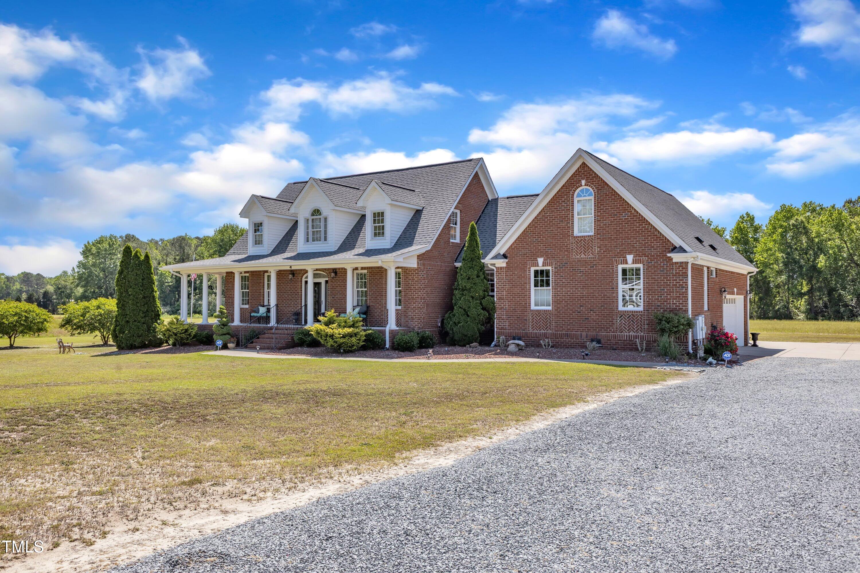 5595 Godwin Lake Road Property Photo 9