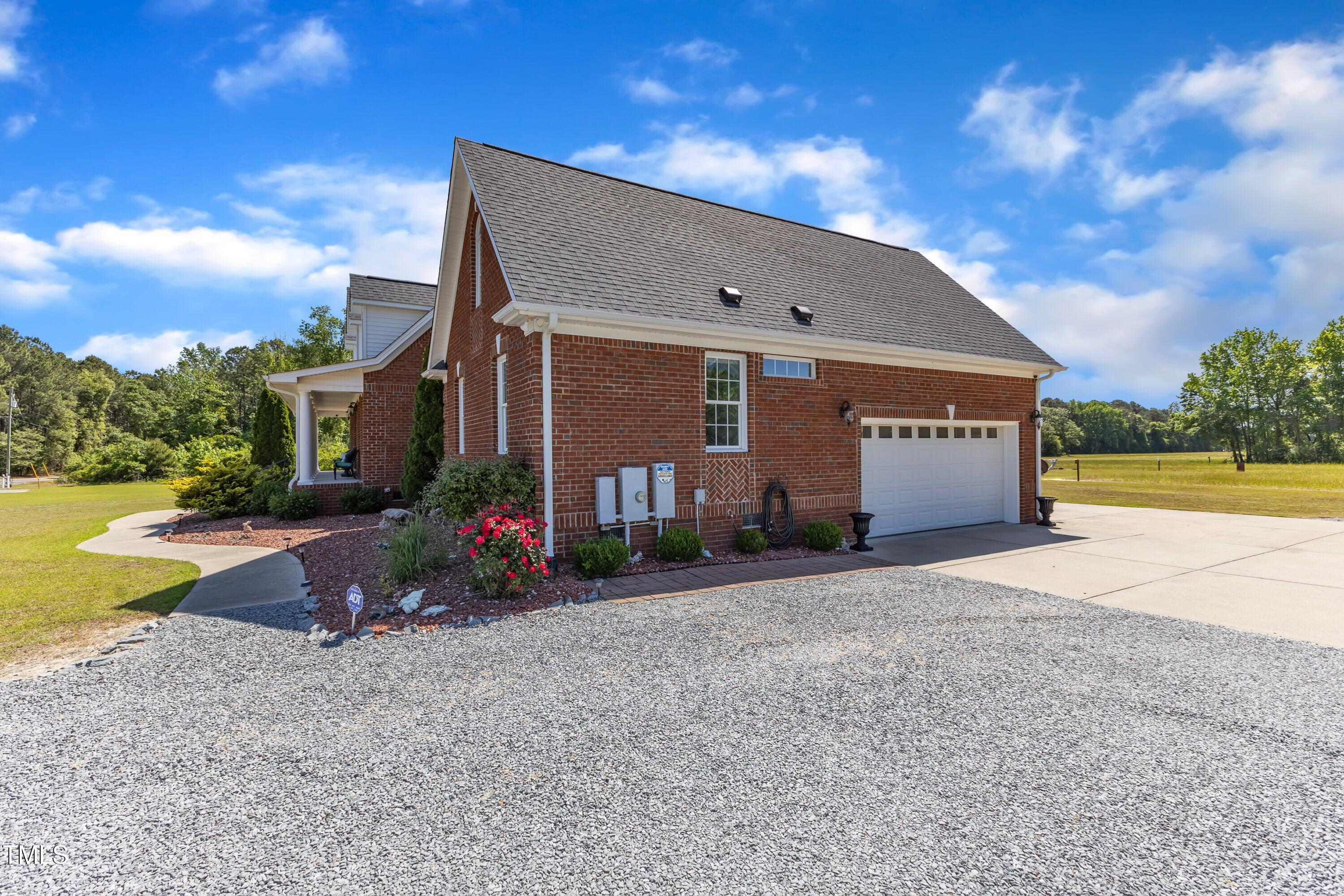 5595 Godwin Lake Road Property Photo 10