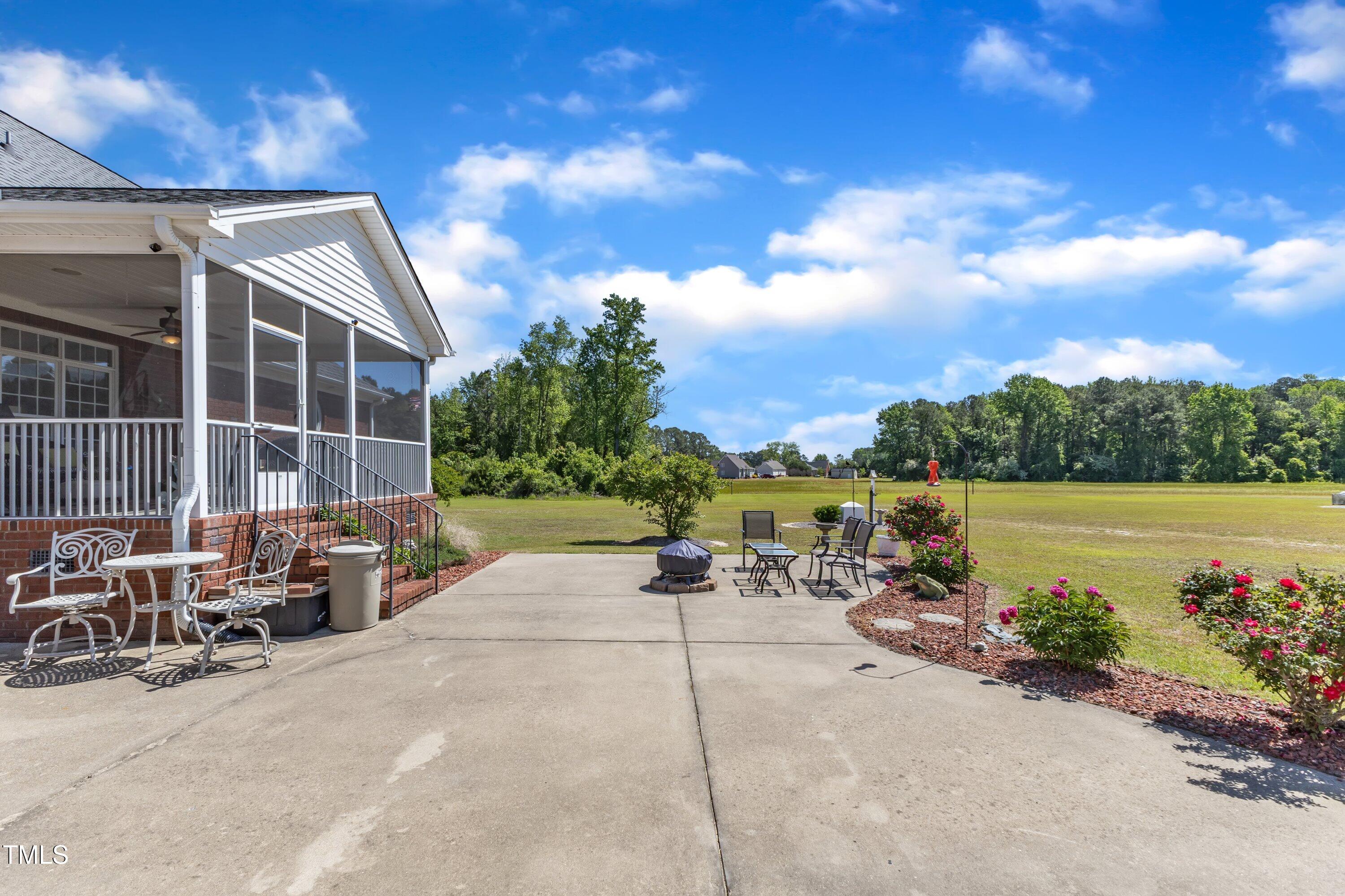 5595 Godwin Lake Road Property Photo 17
