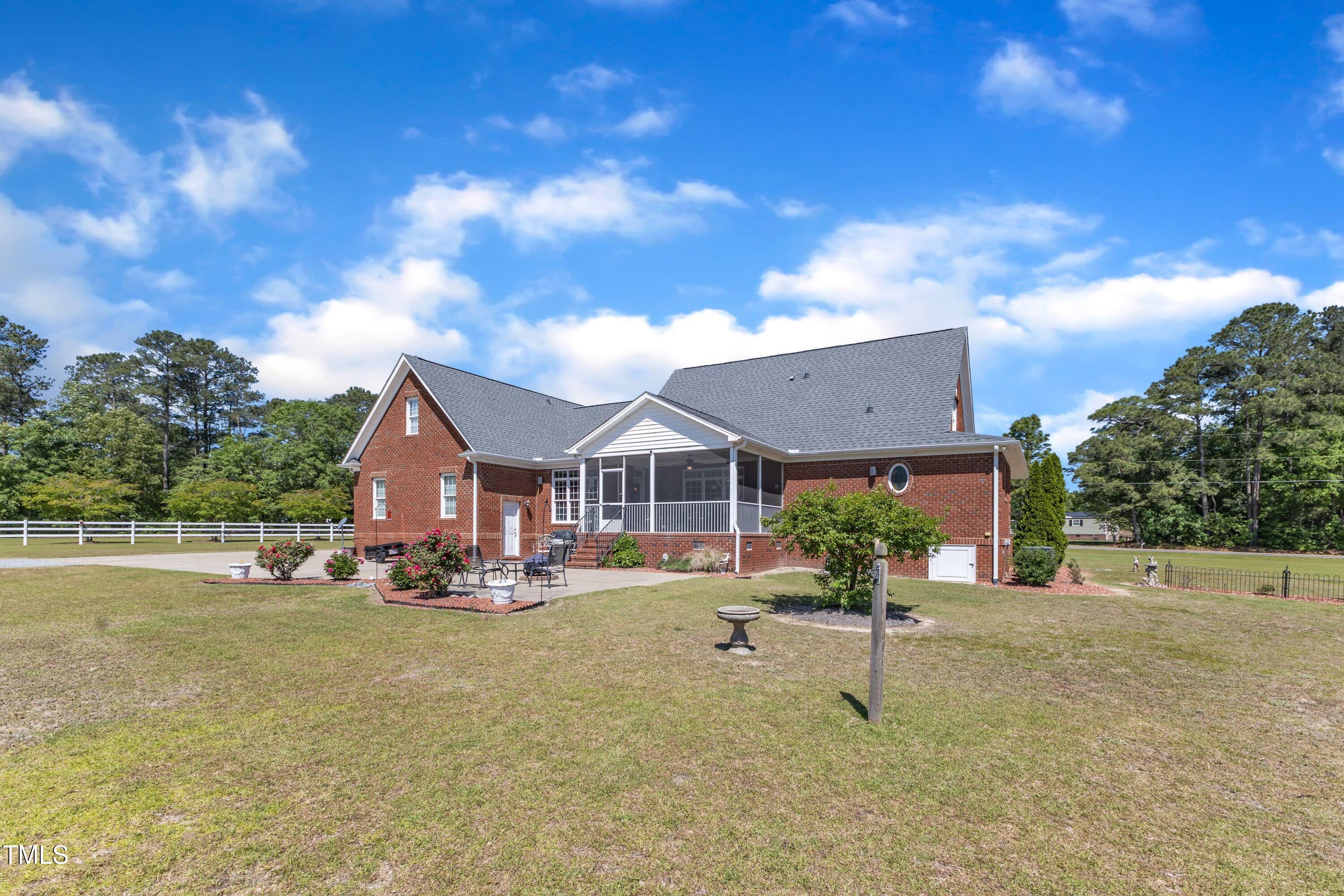 5595 Godwin Lake Road Property Photo 23