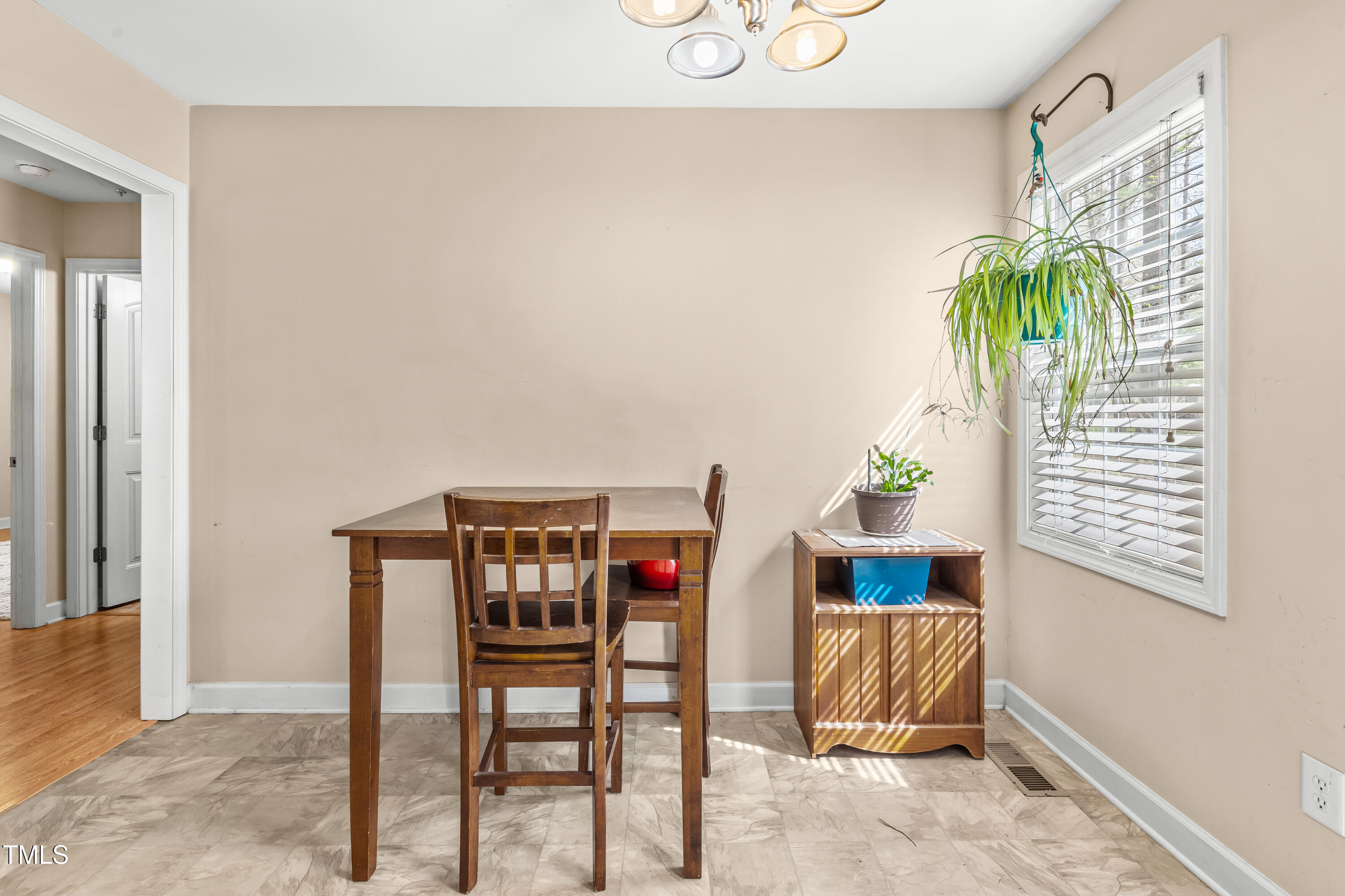 6208 Silver Spring Court Property Photo 12