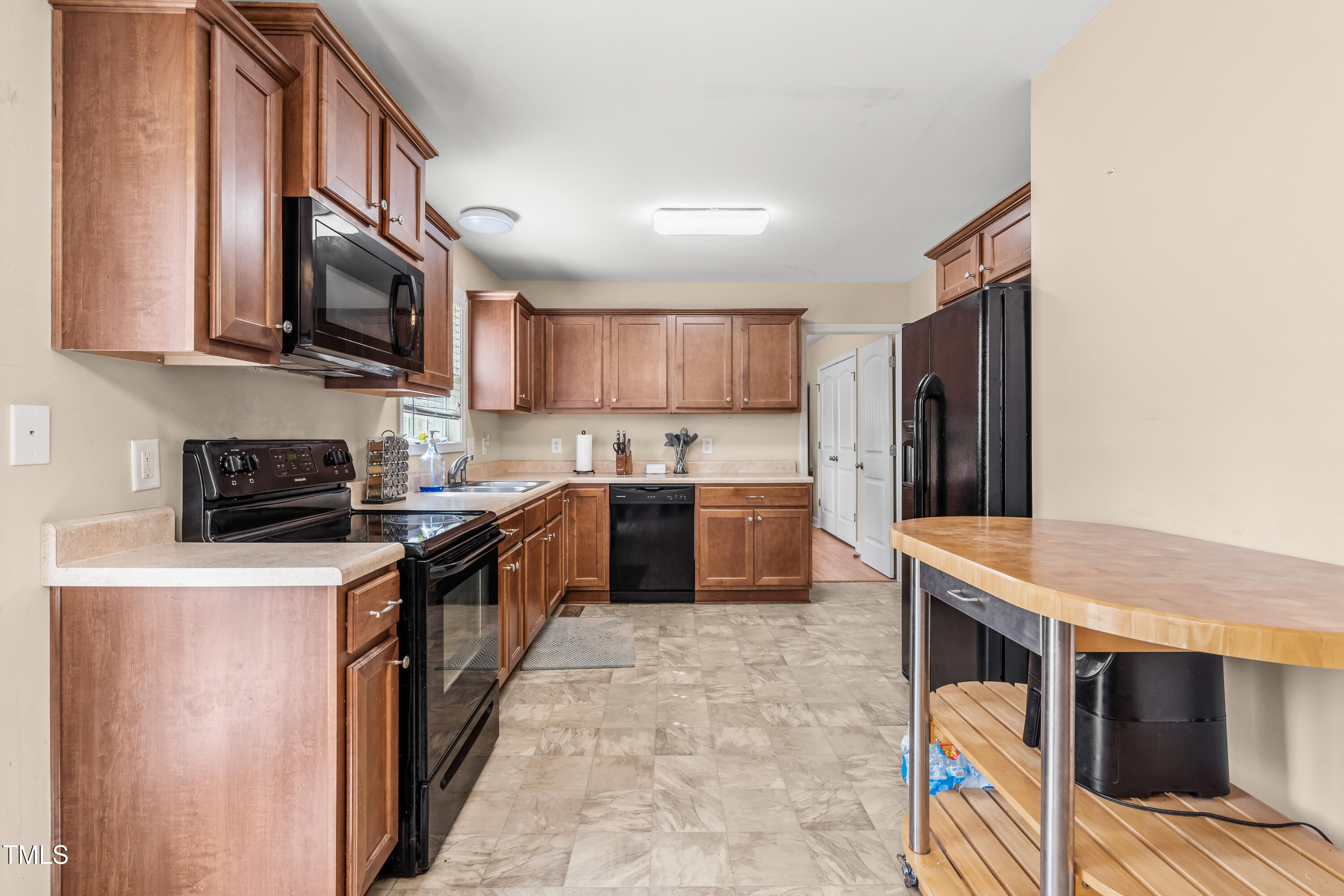 6208 Silver Spring Court Property Photo 13