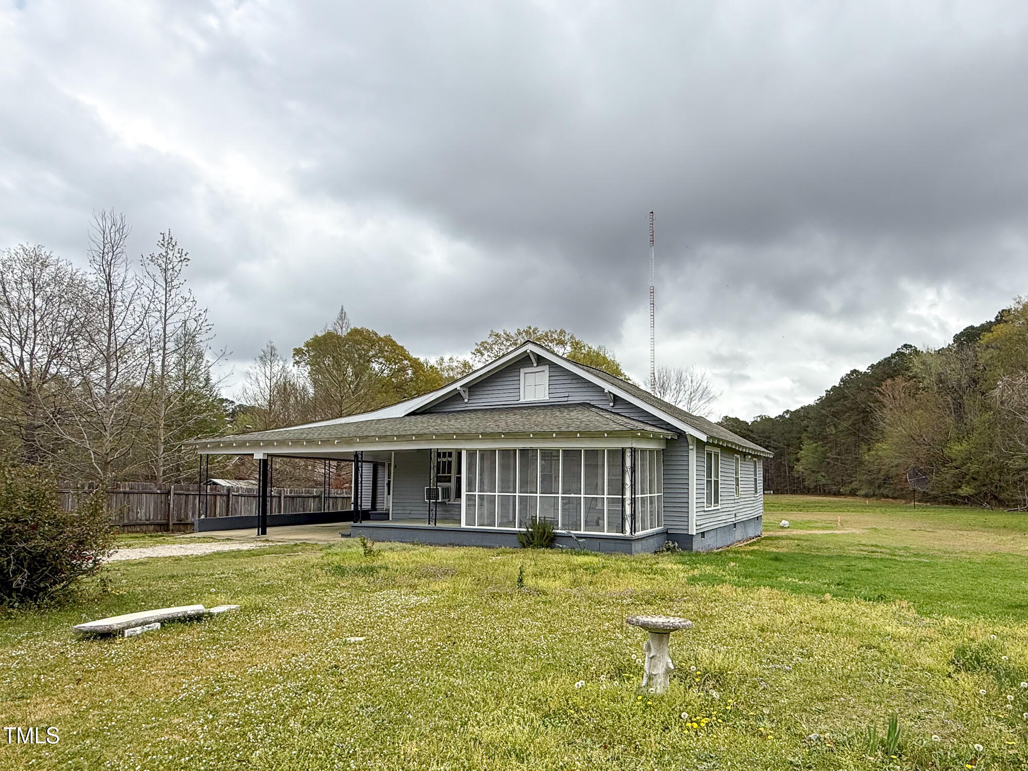 1324 Buffalo Road Property Photo 2