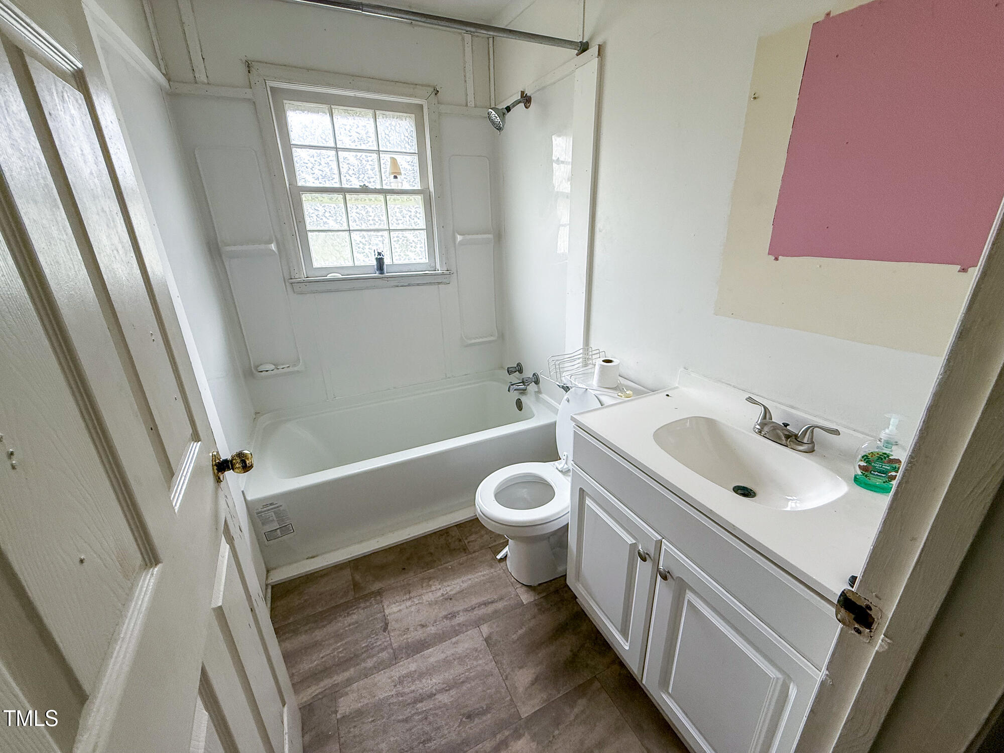 1324 Buffalo Road Property Photo 9