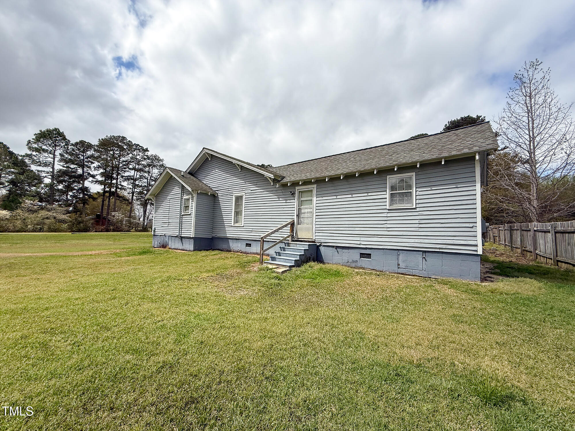 1324 Buffalo Road Property Photo 11