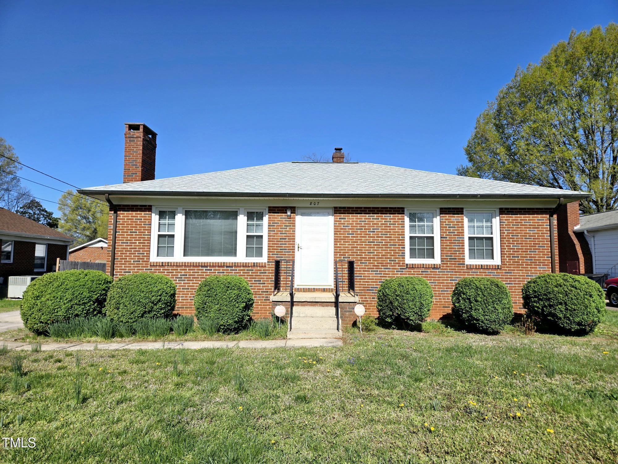 807 Everett Street Property Photo
